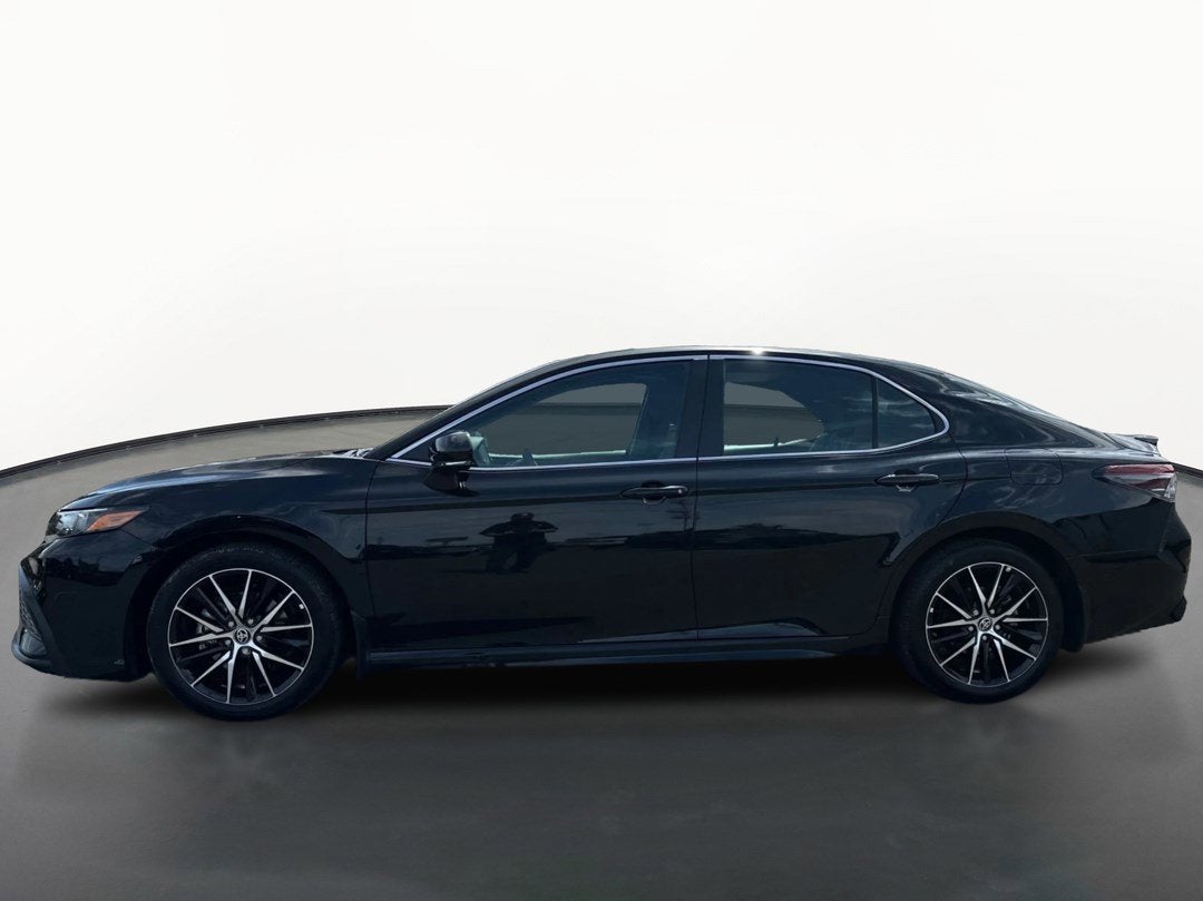 2021 Toyota Camry SE AWD
