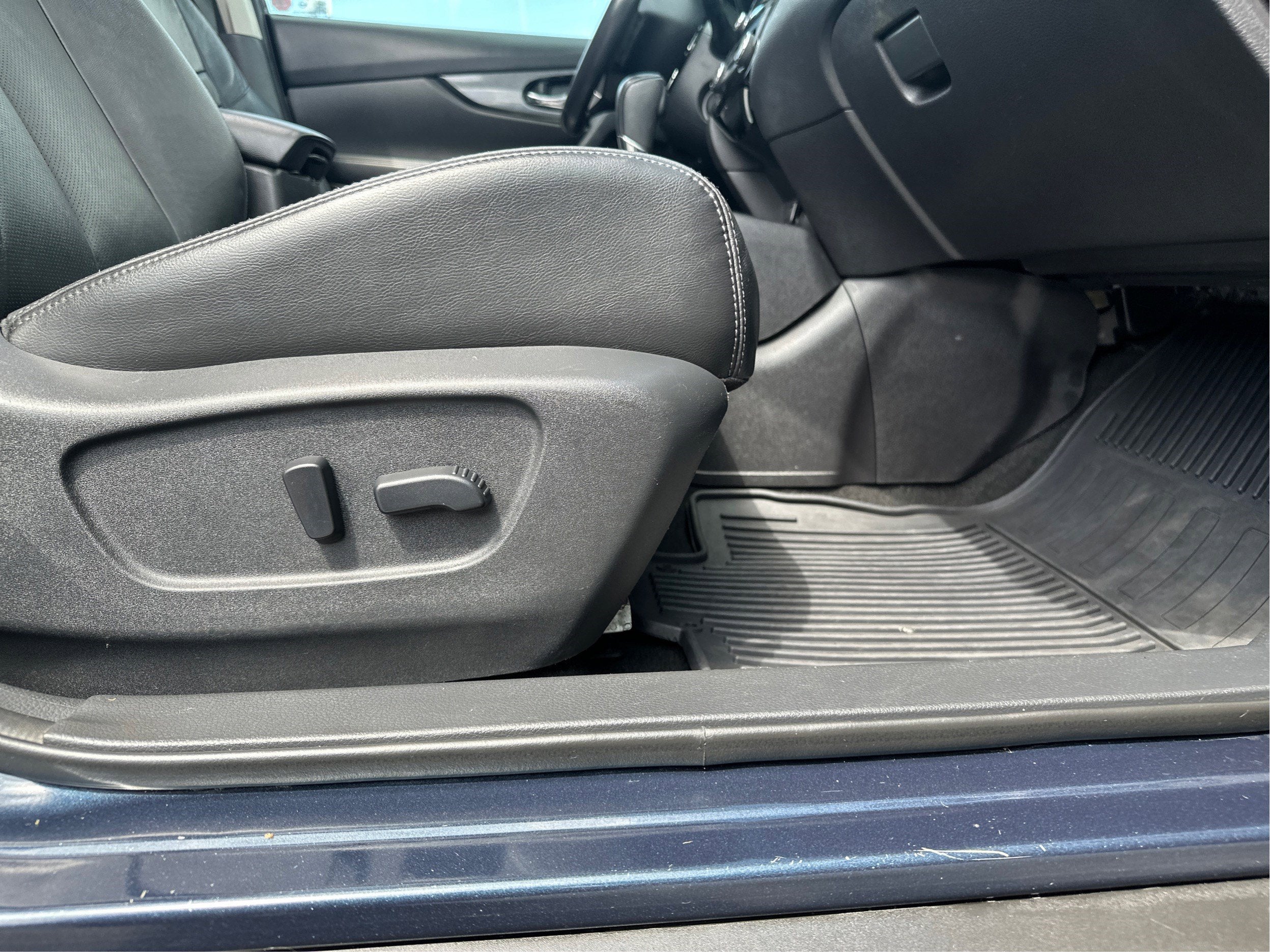 2015 Nissan Rogue SL AWD
