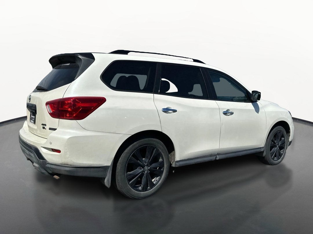 2018 Nissan Pathfinder Base