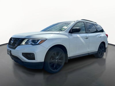 2018 Nissan Pathfinder Base