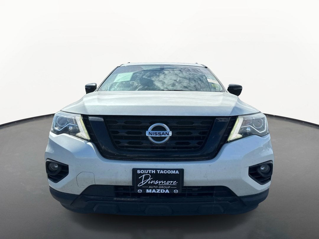 2018 Nissan Pathfinder Base