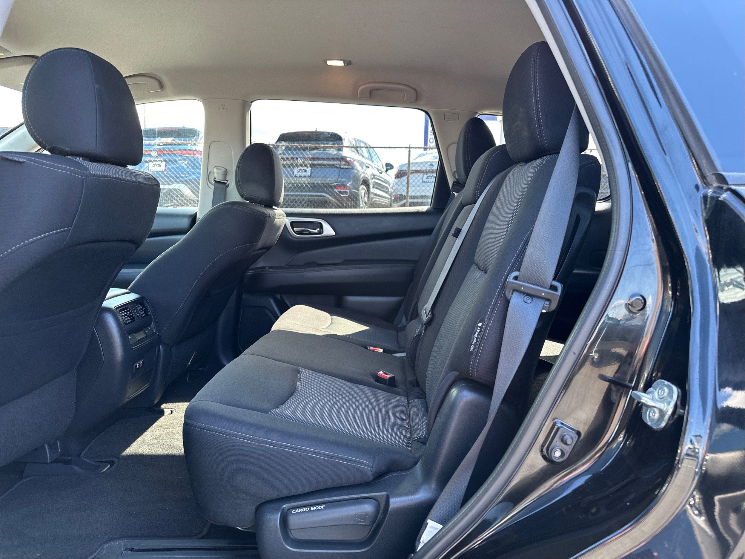 2019 Nissan Pathfinder SV