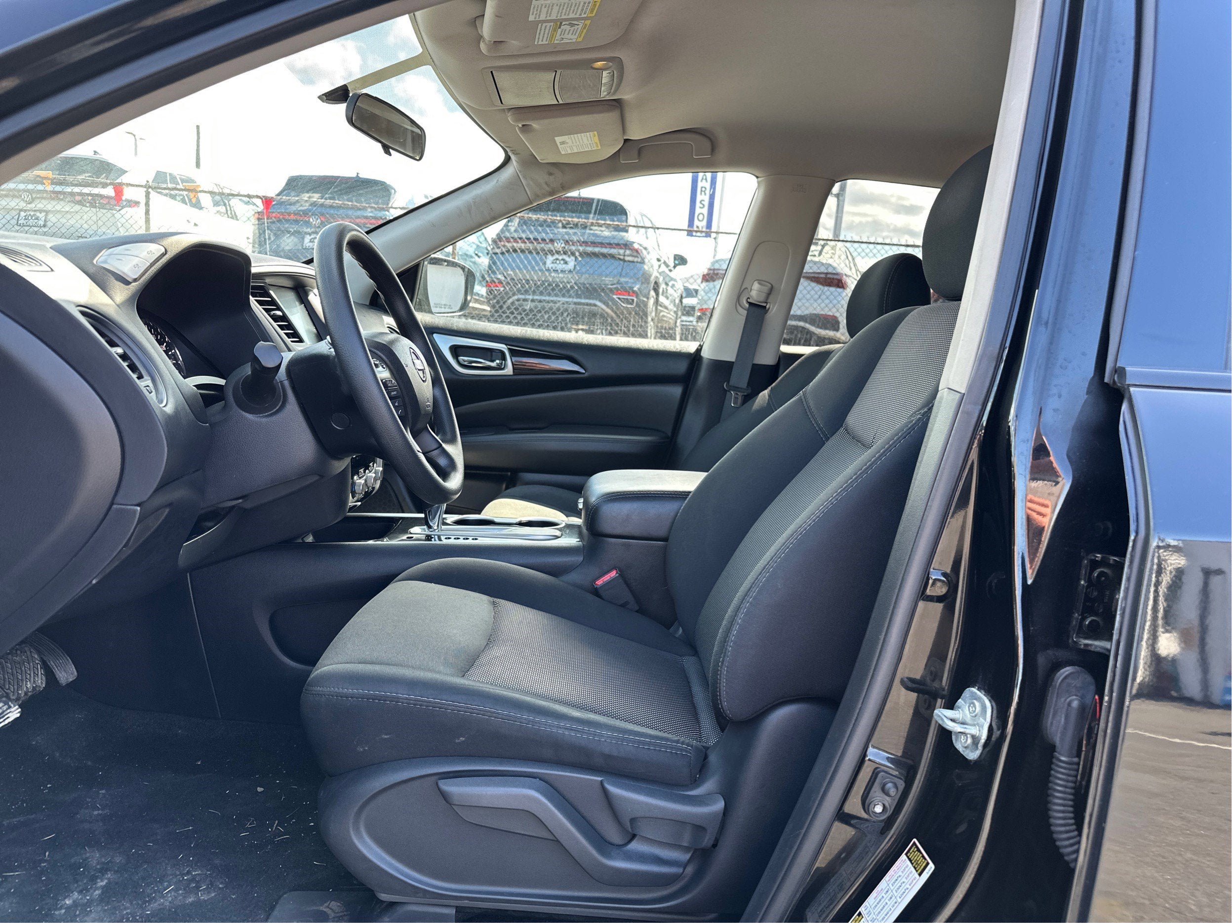 2019 Nissan Pathfinder SV