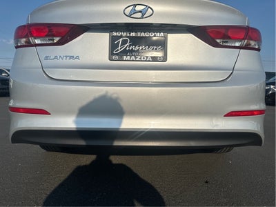 2017 Hyundai Elantra SE