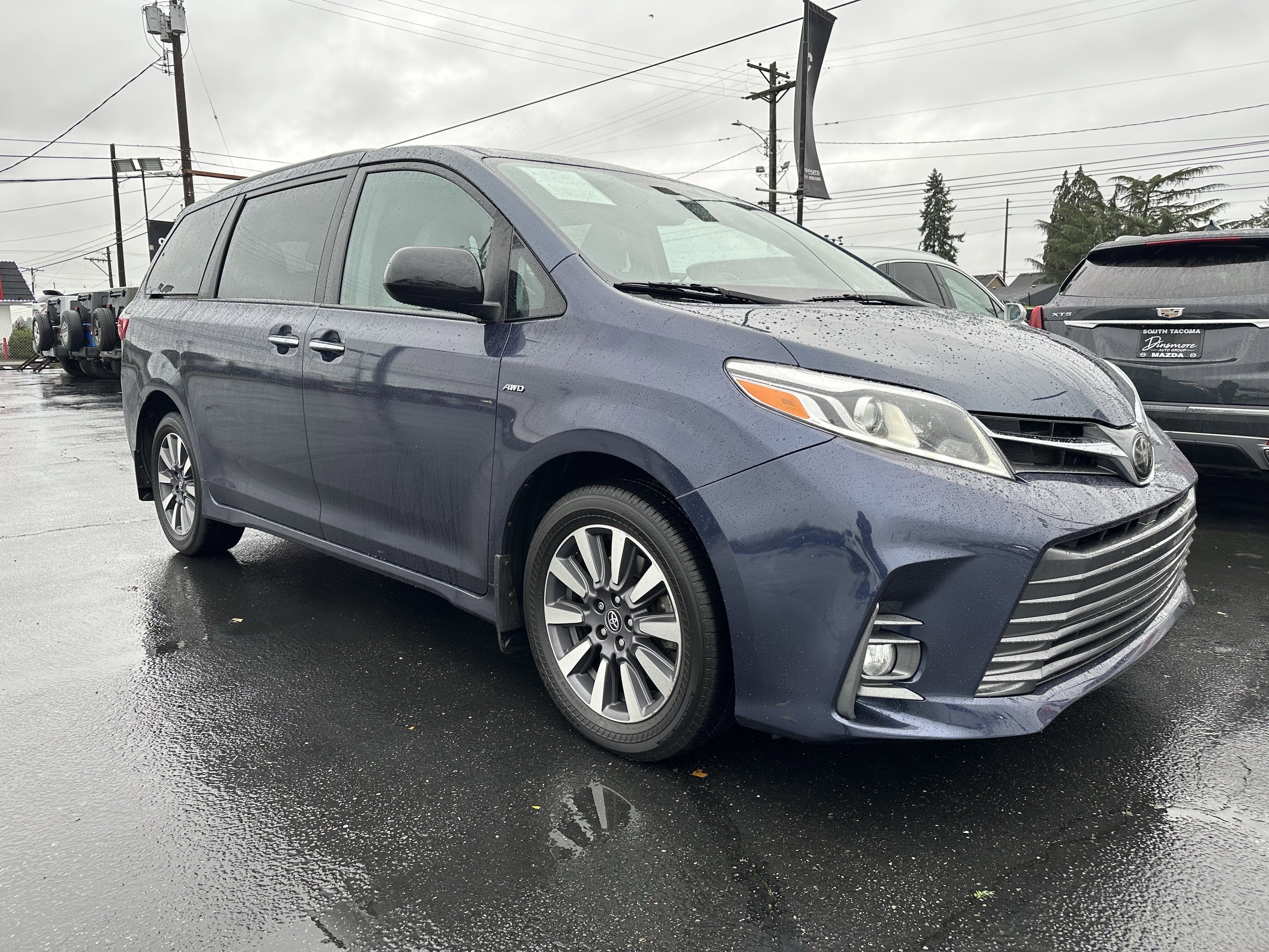 2020 Toyota Sienna XLE AWD 7-Passenger