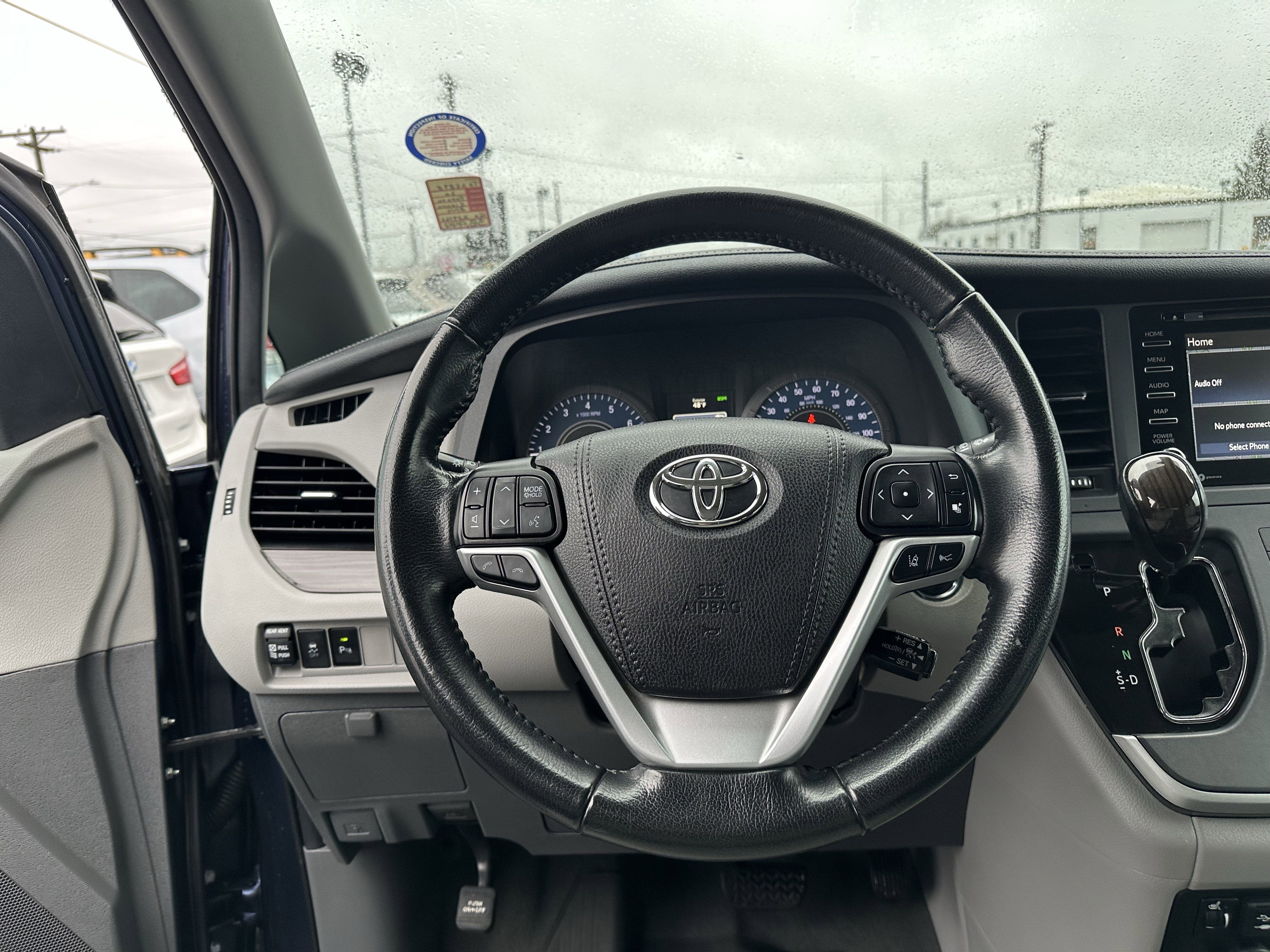 2020 Toyota Sienna XLE AWD 7-Passenger