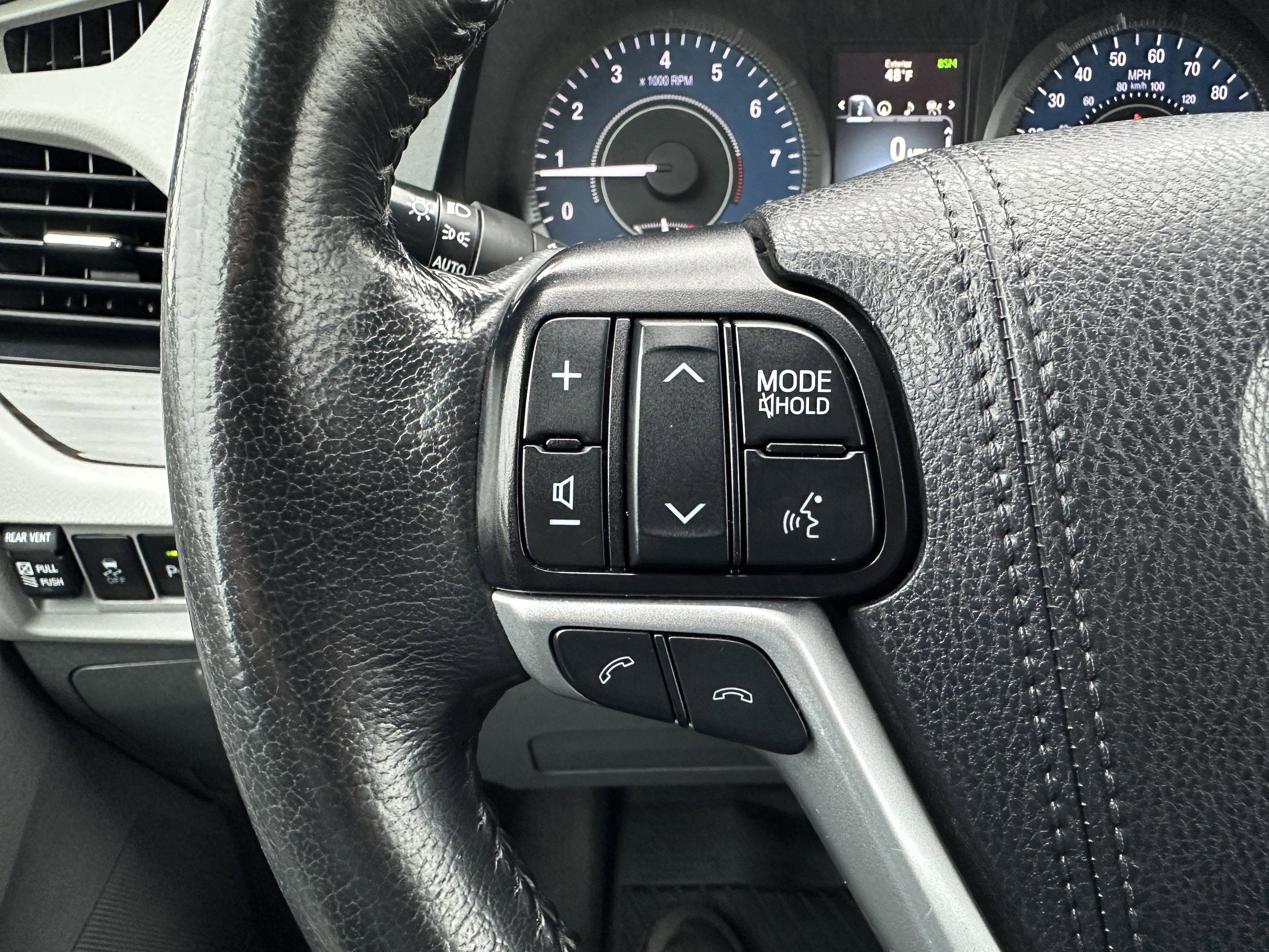 2020 Toyota Sienna XLE AWD 7-Passenger