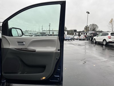 2020 Toyota Sienna XLE AWD 7-Passenger