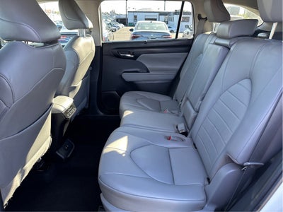 2020 Toyota Highlander Hybrid XLE AWD