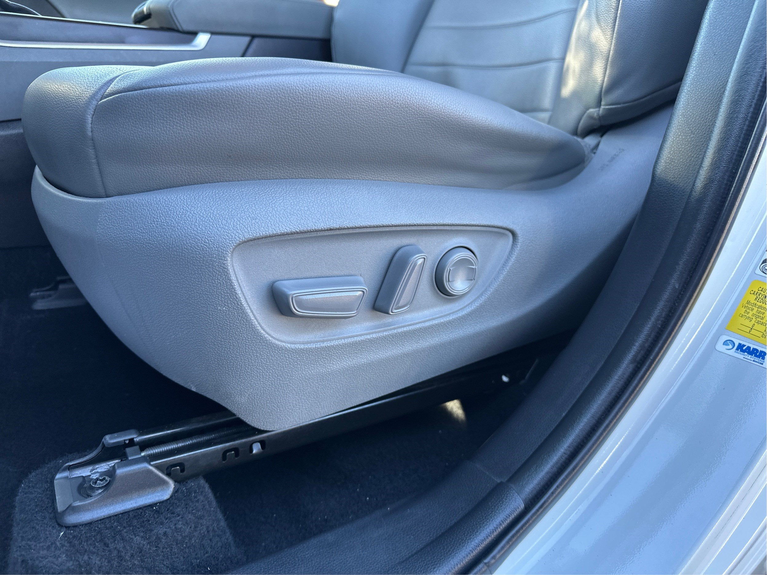 2020 Toyota Highlander Hybrid XLE AWD