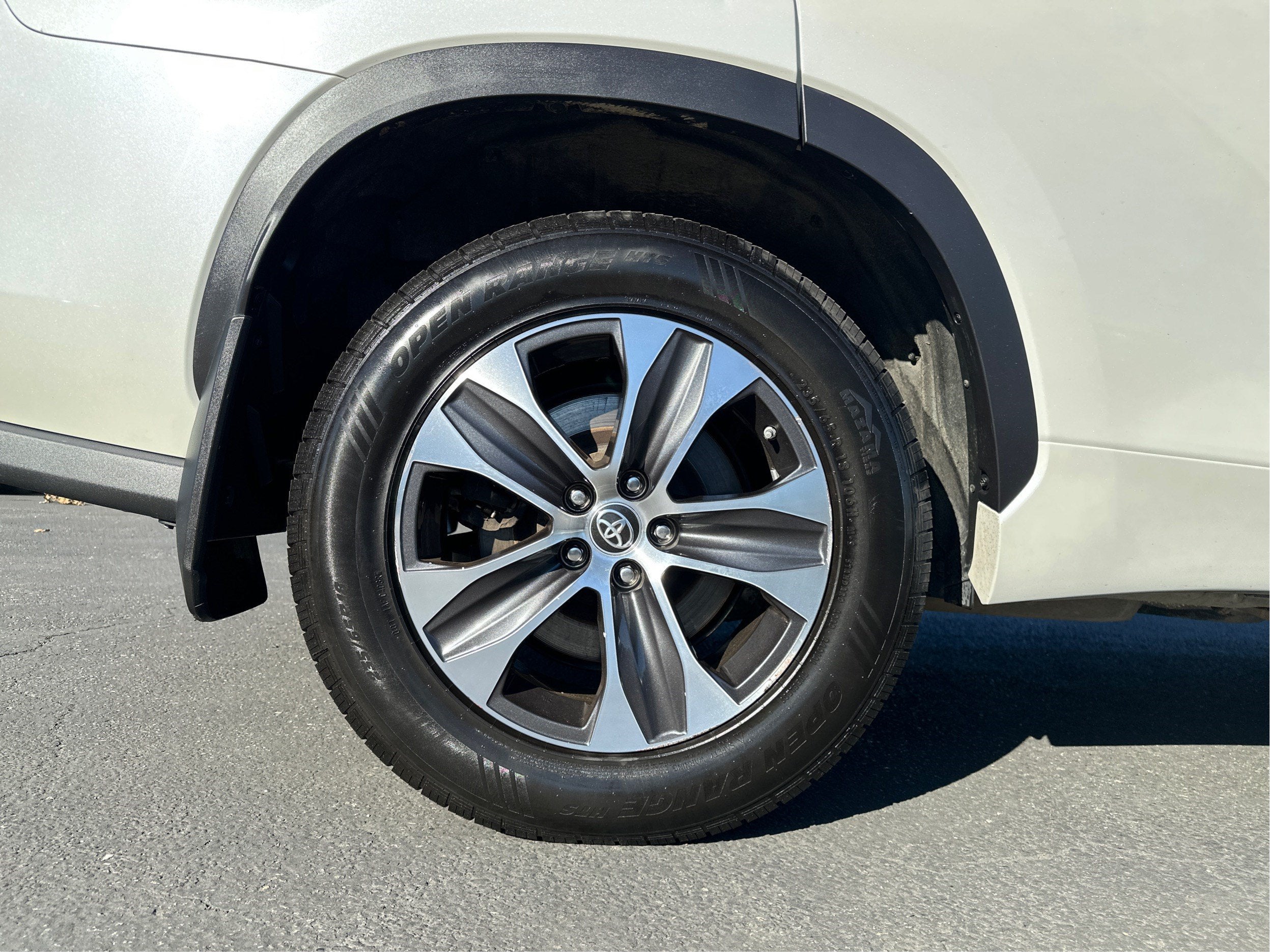2020 Toyota Highlander Hybrid XLE AWD