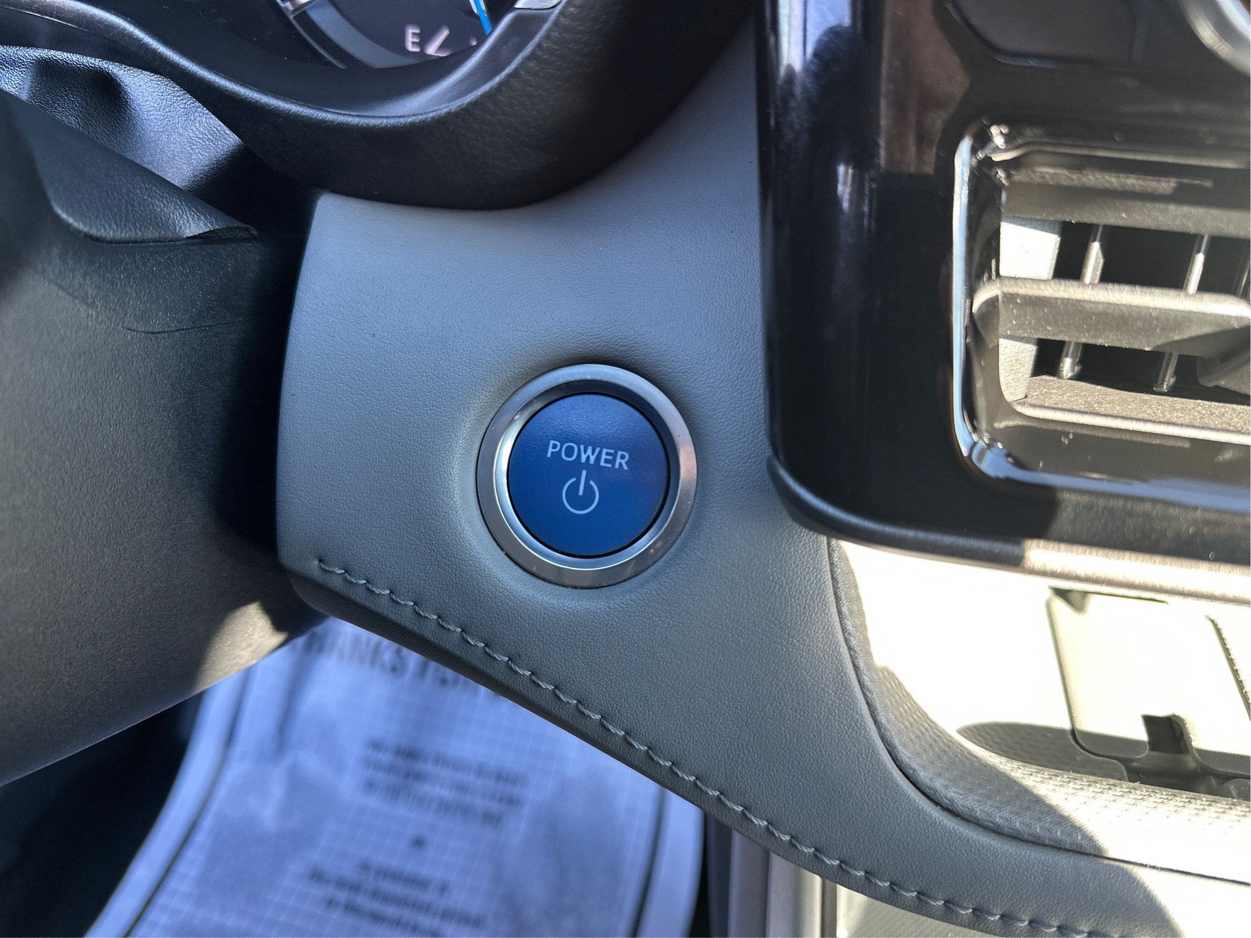 2020 Toyota Highlander Hybrid XLE AWD