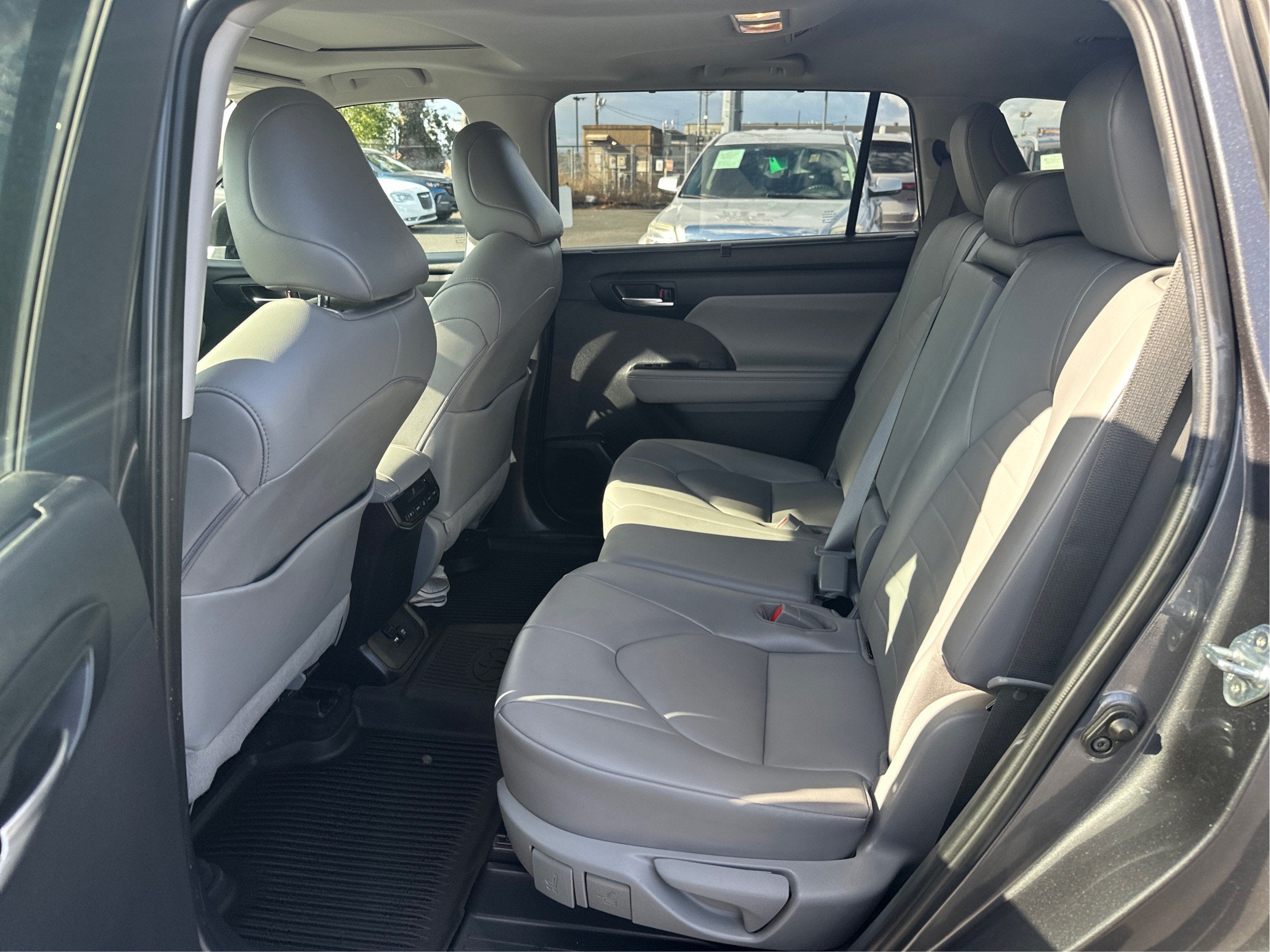 2021 Toyota Highlander XLE AWD