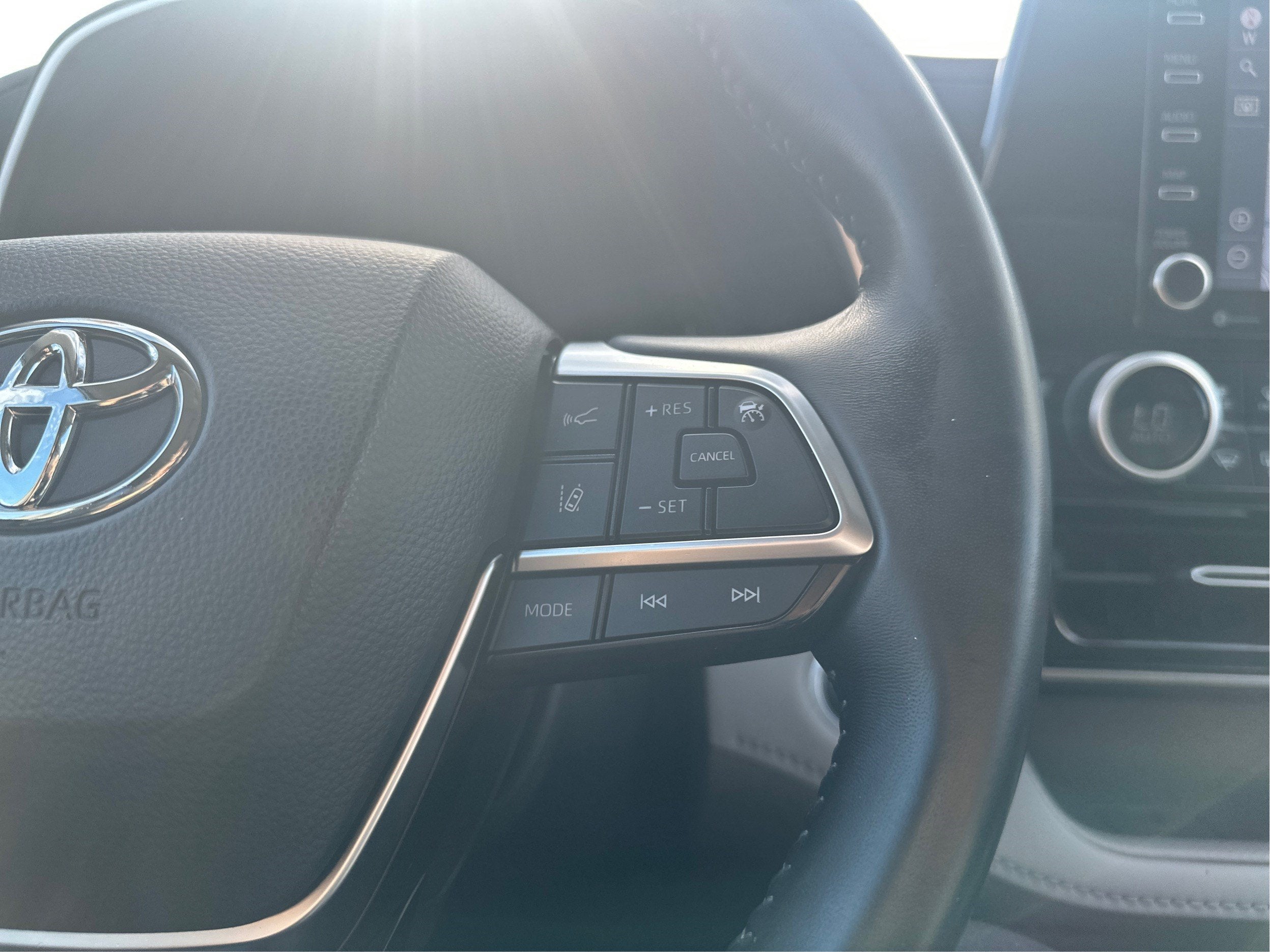 2021 Toyota Highlander XLE AWD