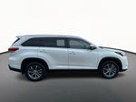2019 Toyota Highlander Base