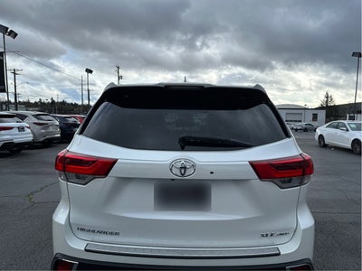 2019 Toyota Highlander Base