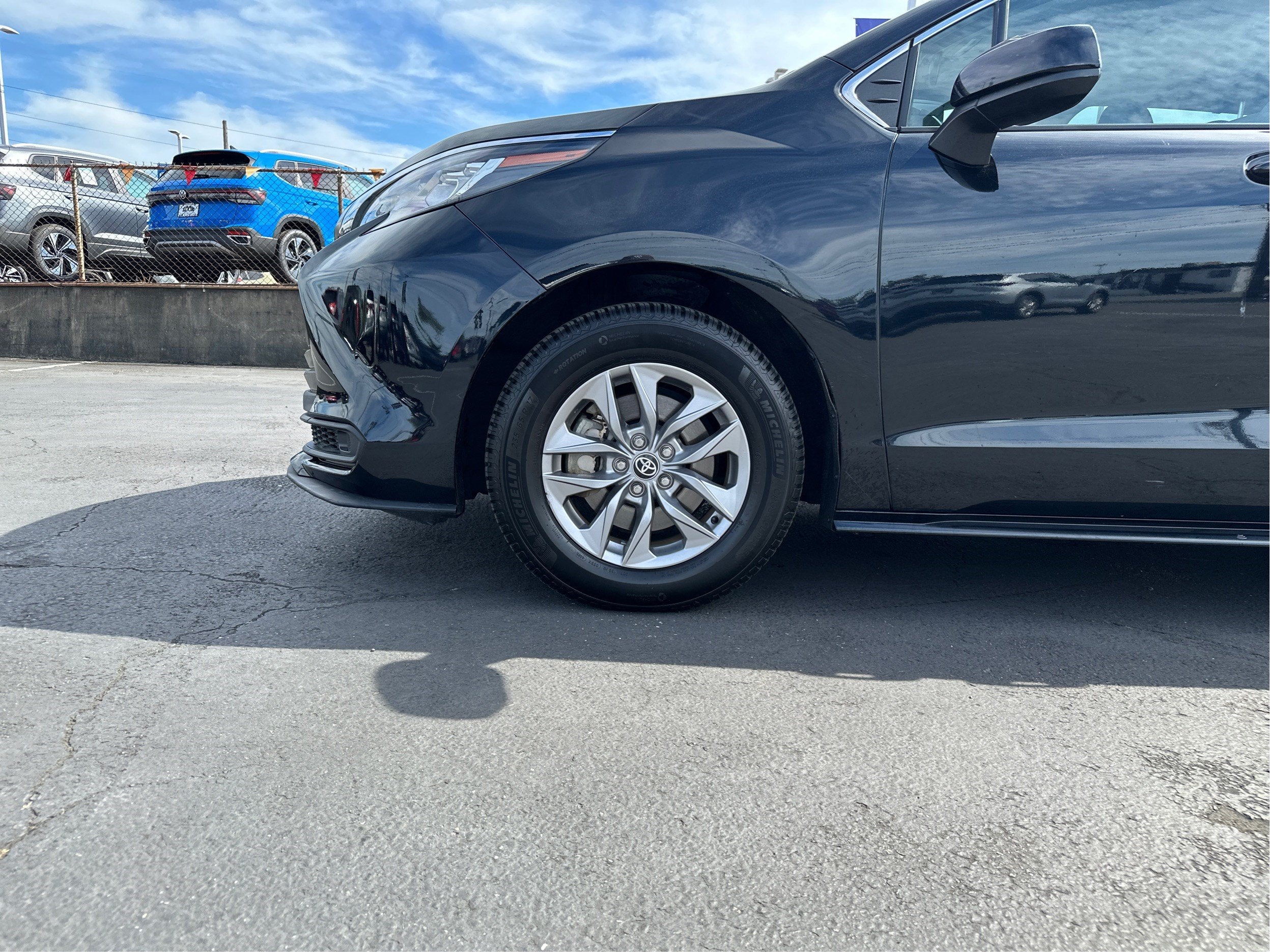 2022 Toyota Sienna LE