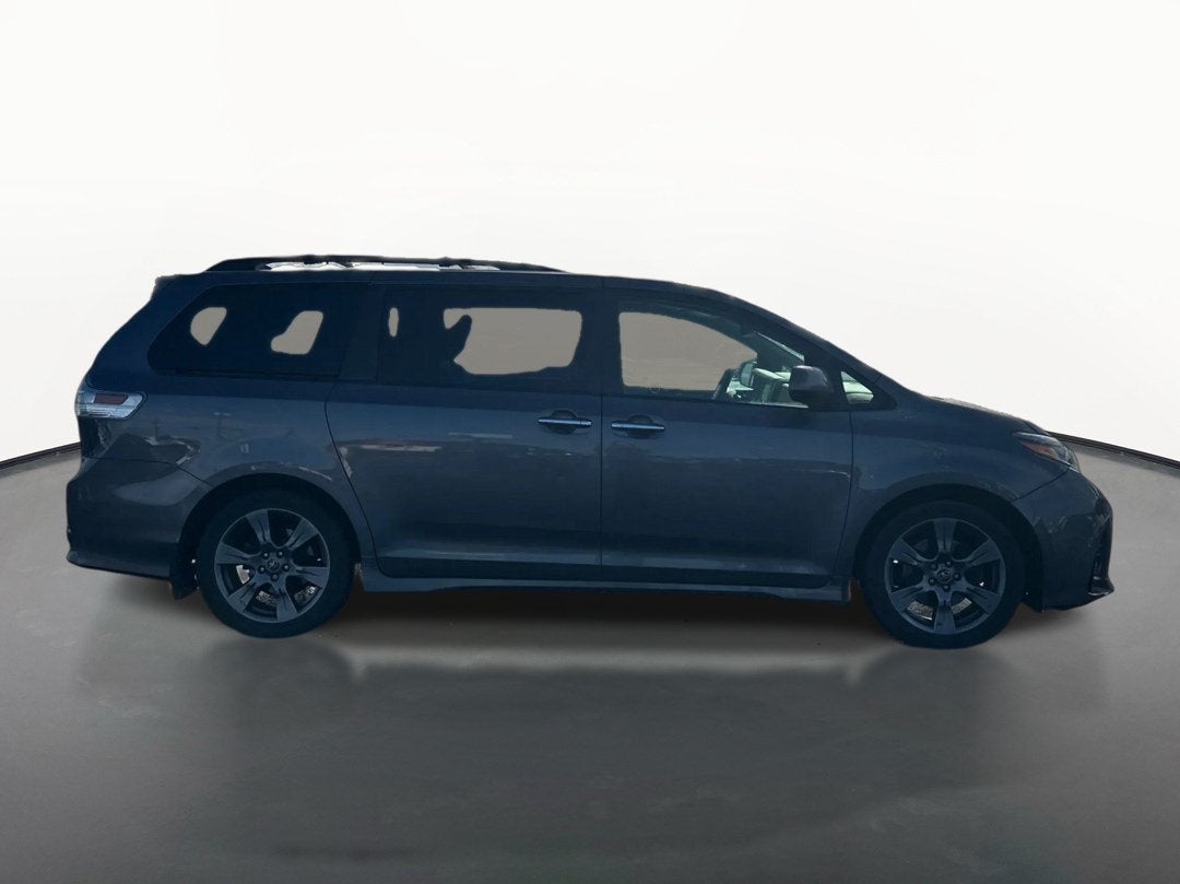 2019 Toyota Sienna SE