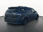 2019 Toyota Sienna SE