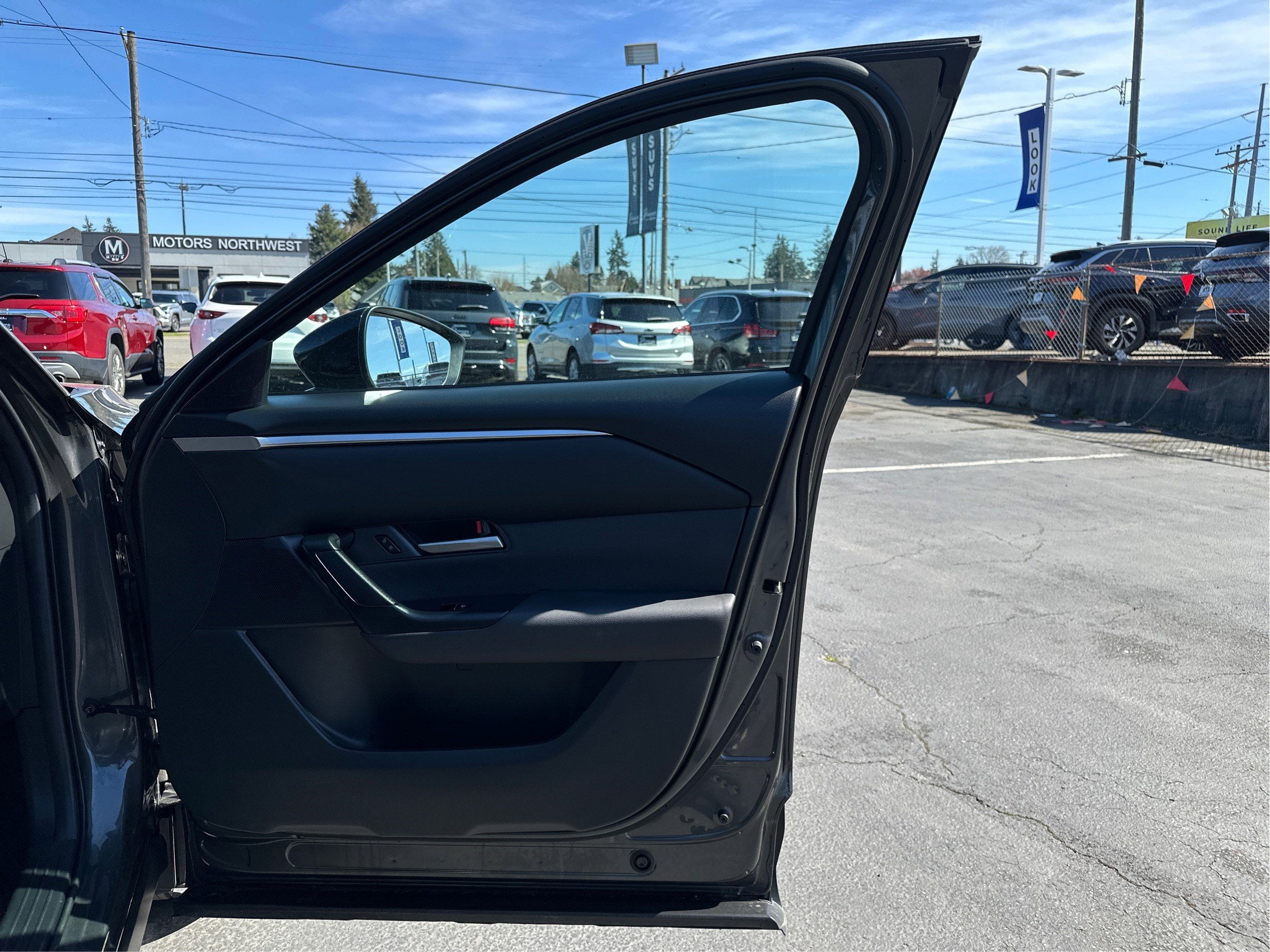 2025 Mazda Mazda CX-50 Hybrid Preferred AWD