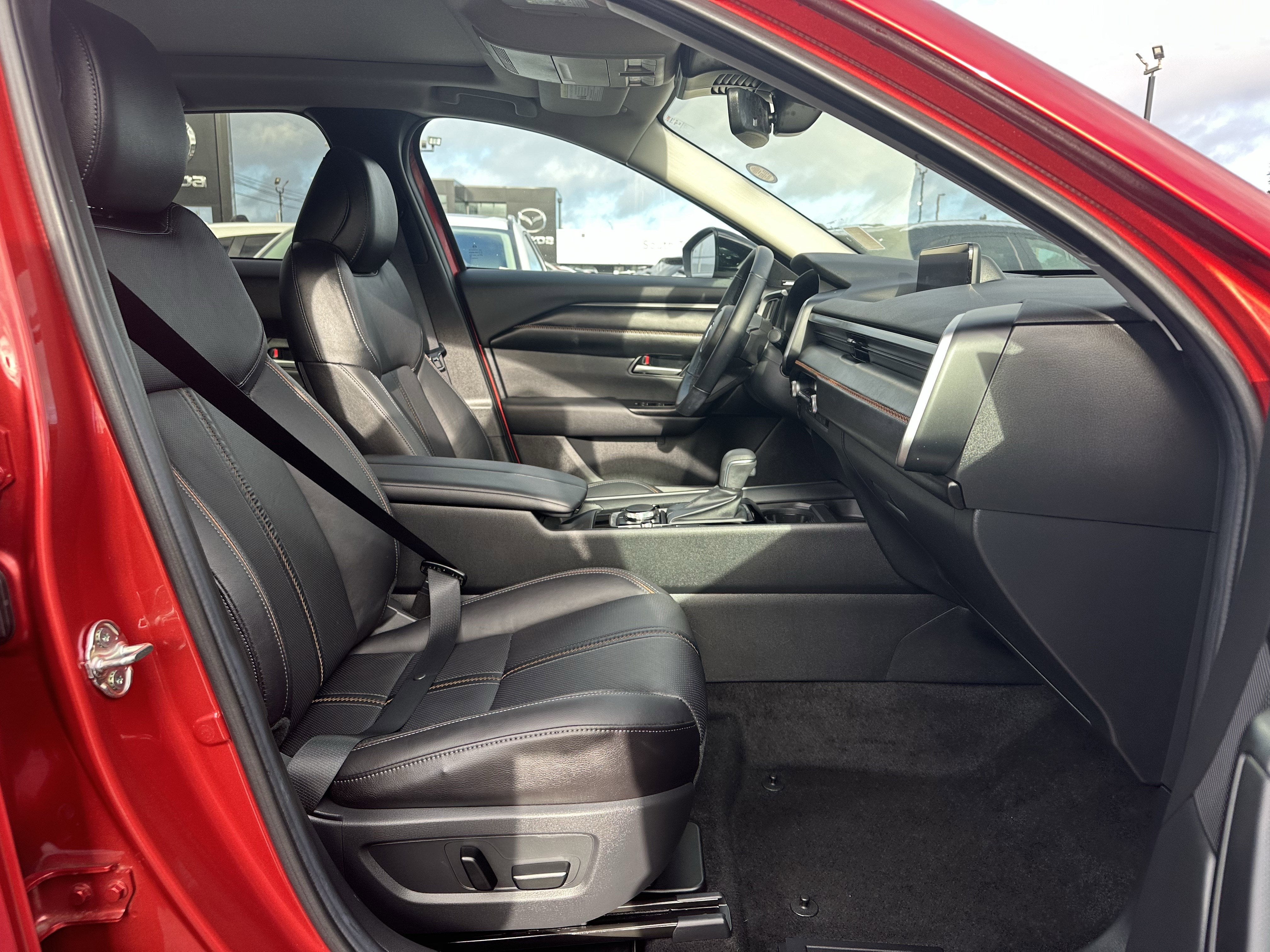 2025 Mazda Mazda CX-50 Hybrid Premium AWD