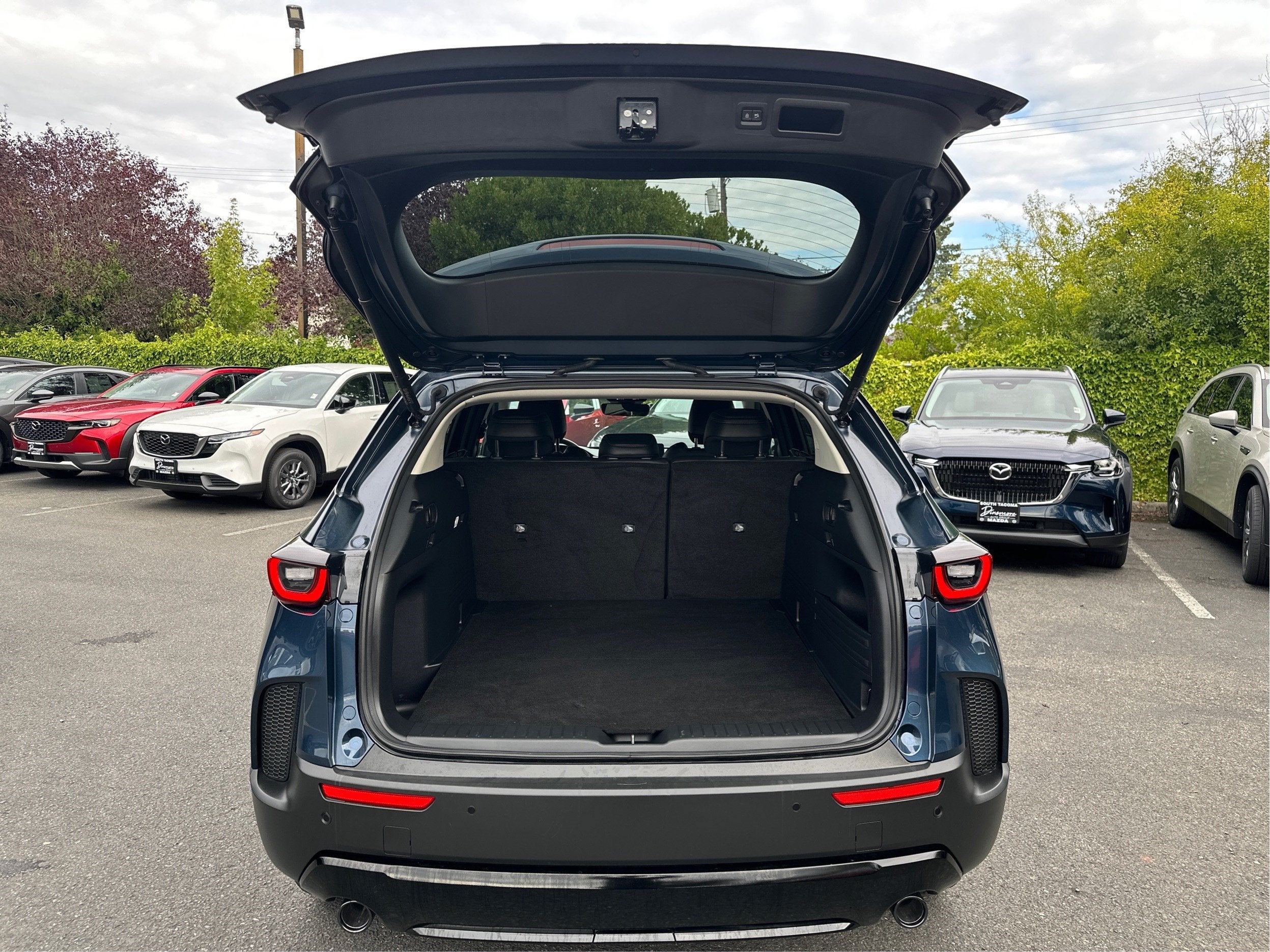2026 Mazda Mazda CX-50 Hybrid Premium AWD