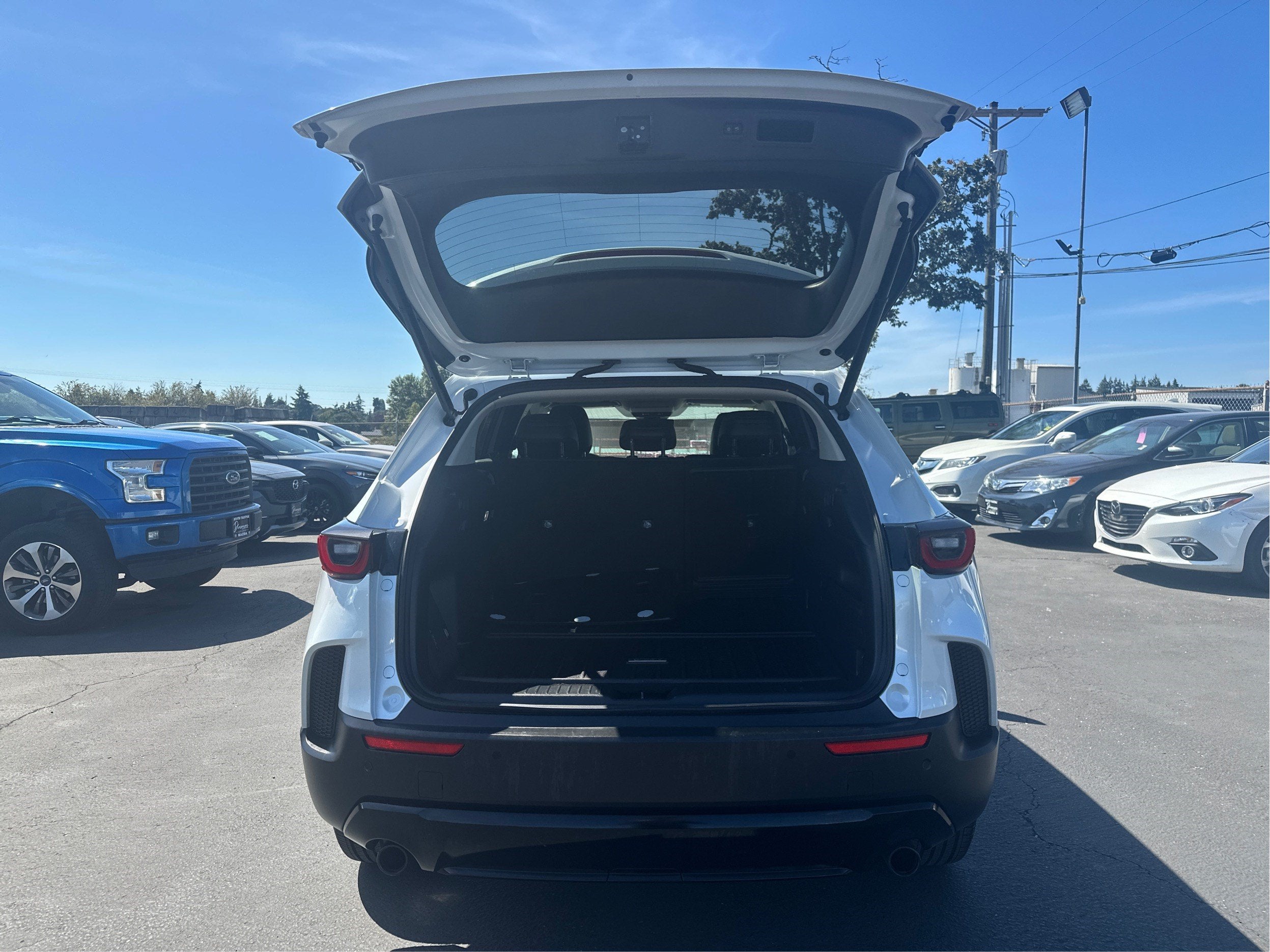 2026 Mazda Mazda CX-50 Hybrid Premium AWD