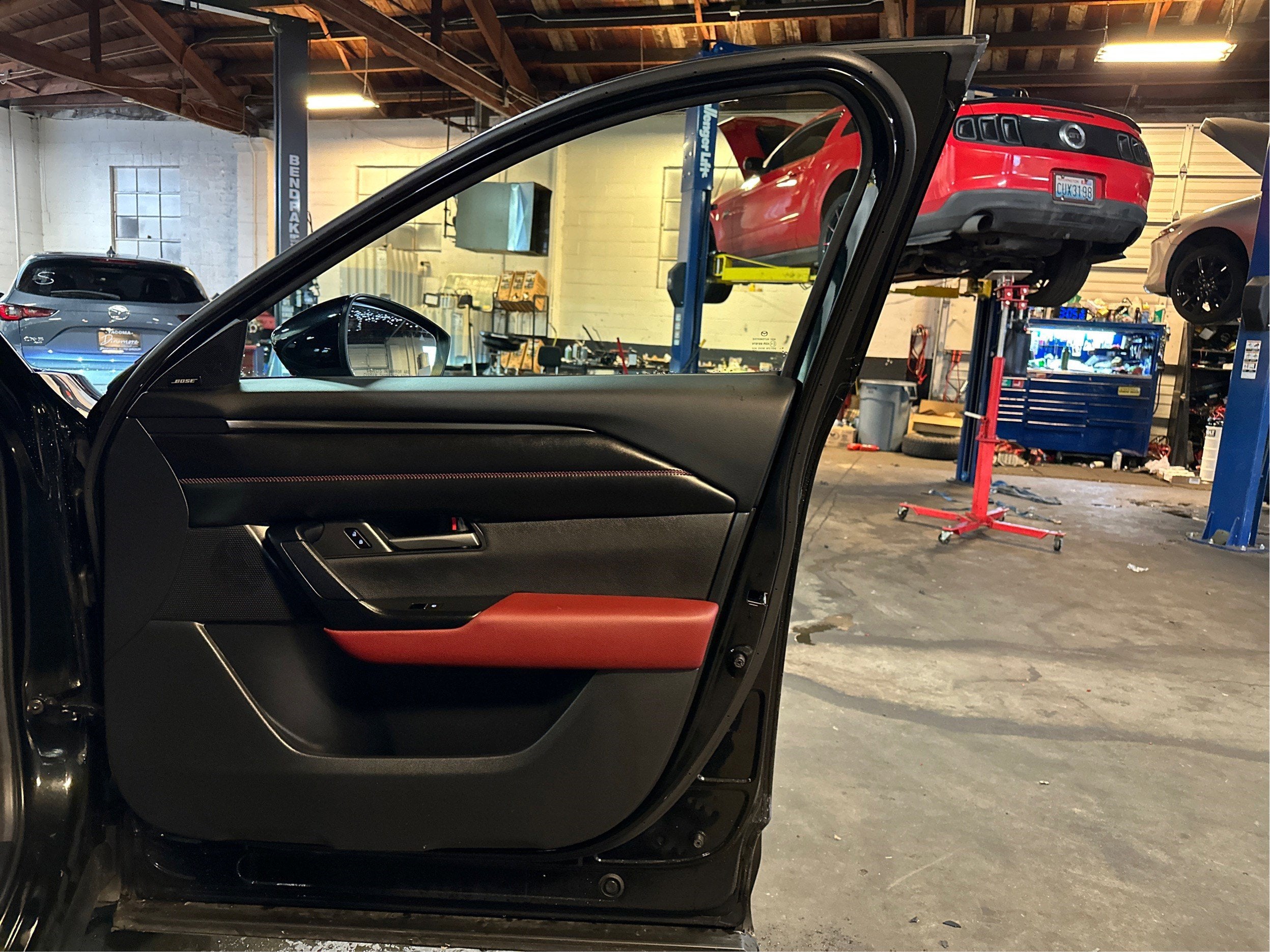 2025 Mazda Mazda CX-50 Hybrid Premium AWD