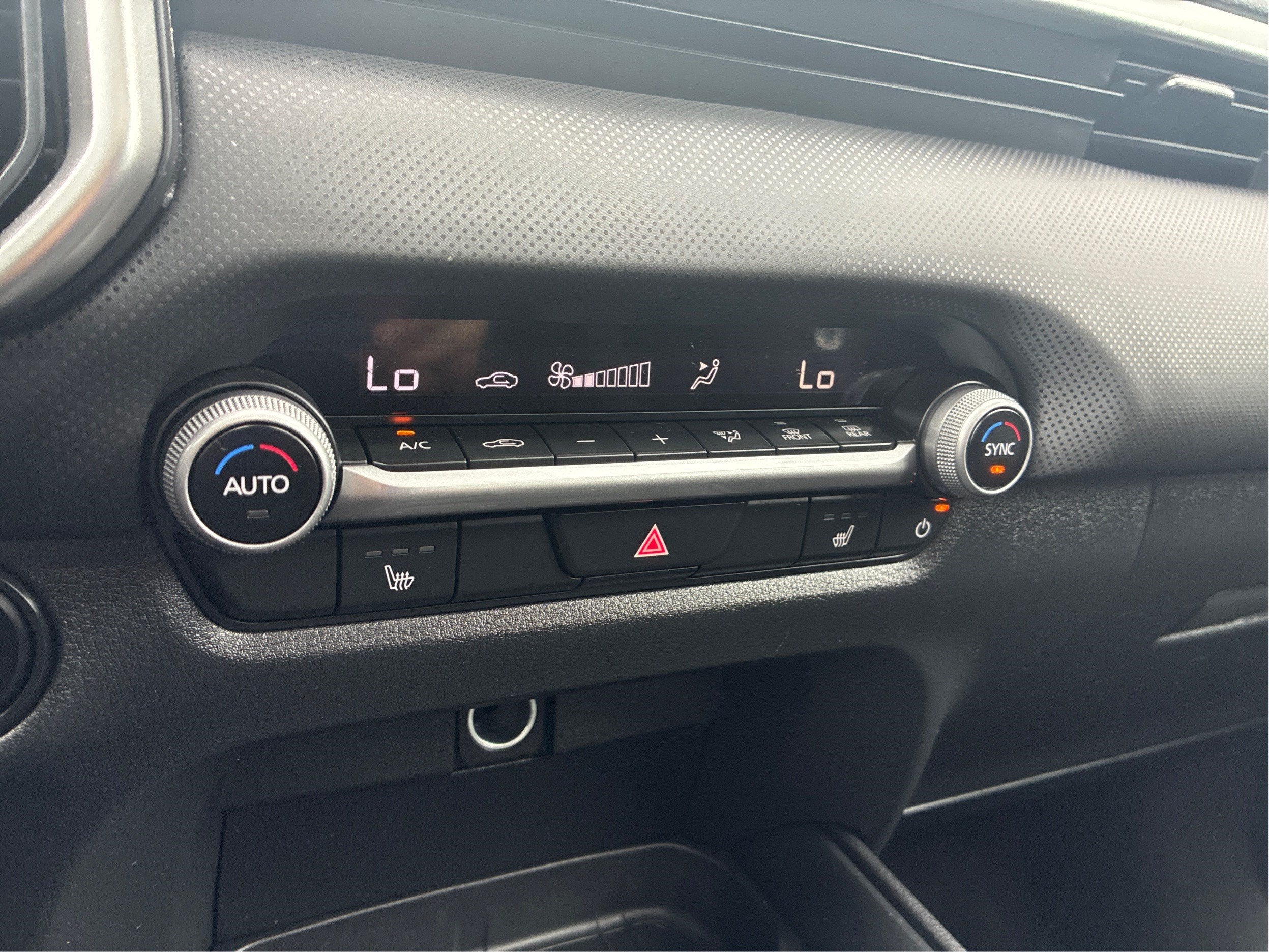 2025 Mazda Mazda CX-50 Premium AWD