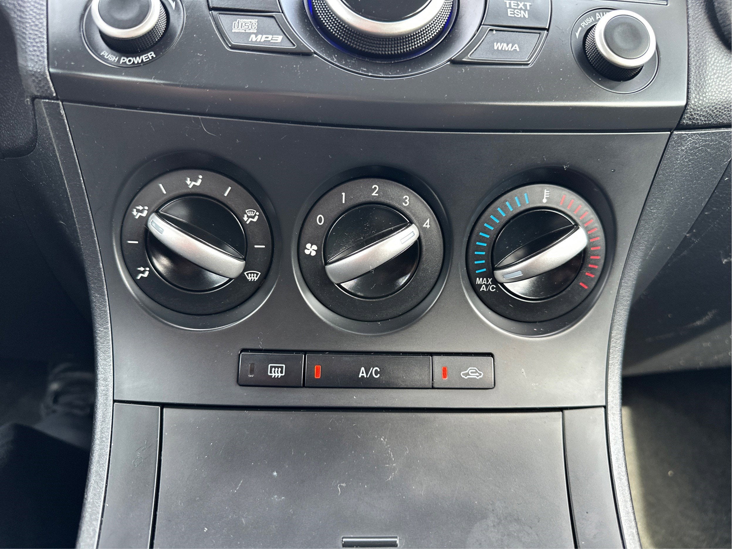 2012 Mazda Mazda3 i Touring