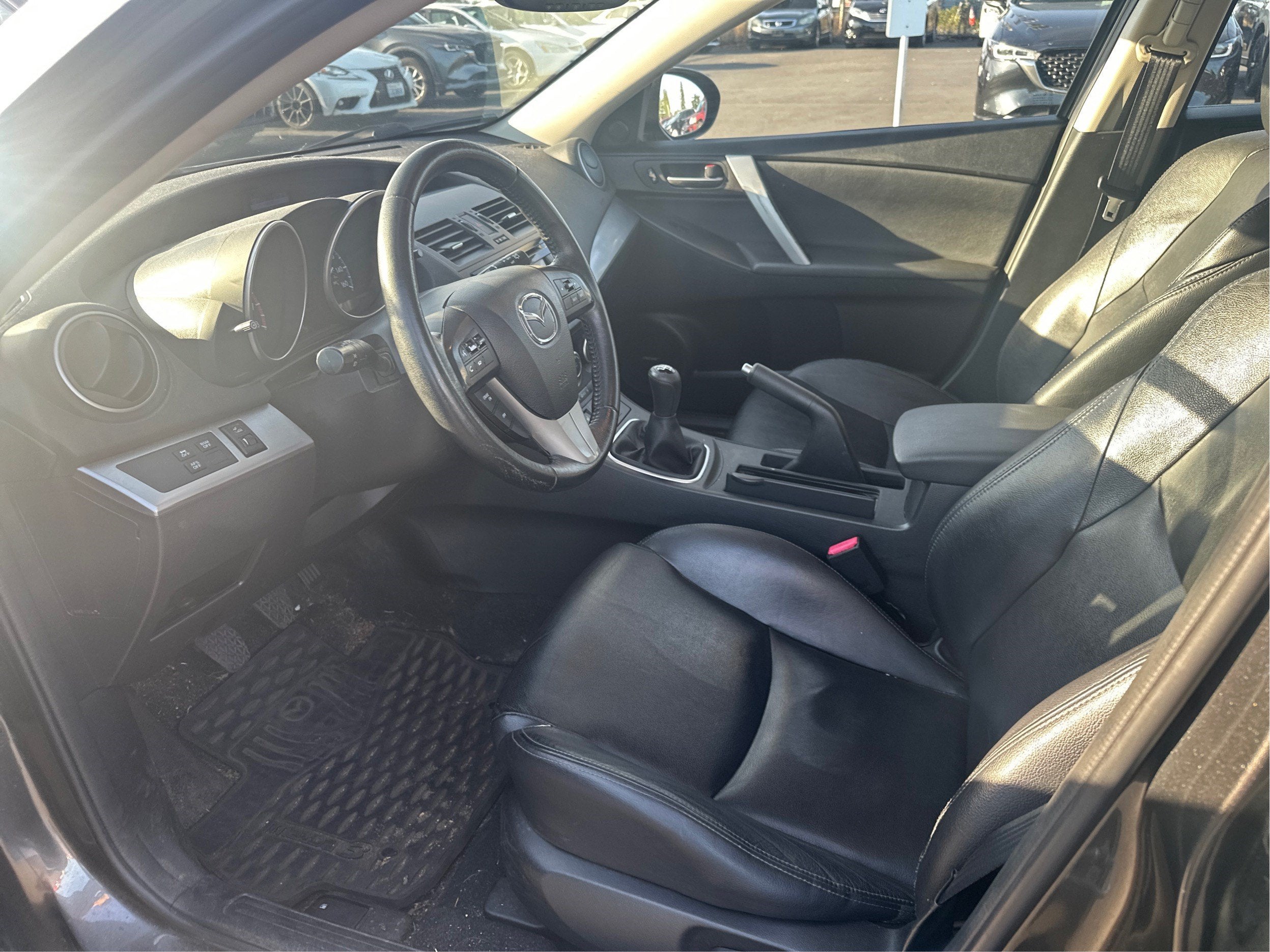 2013 Mazda Mazda3 Hatchback i Grand Touring