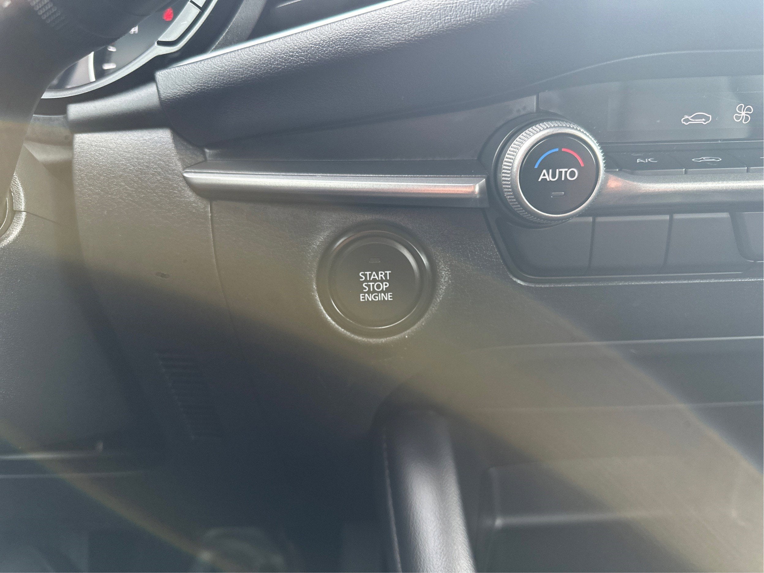 2025 Mazda Mazda3 Hatchback 2.5 S Select Sport