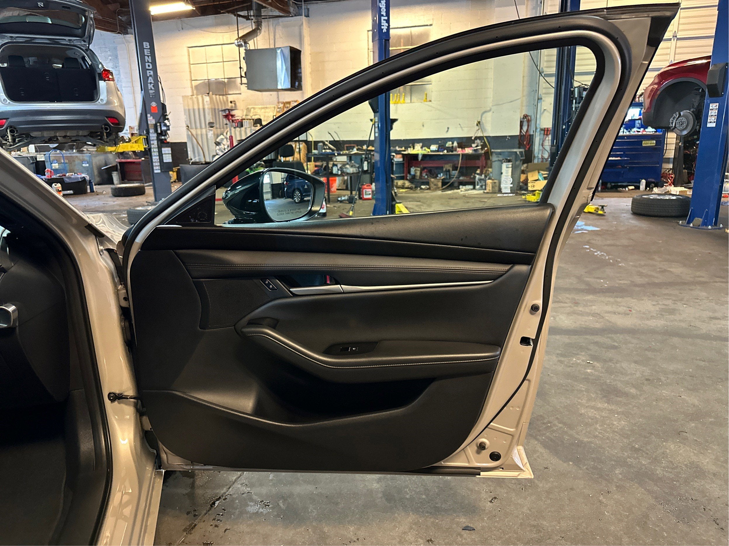 2025 Mazda Mazda3 Select Sport Auto