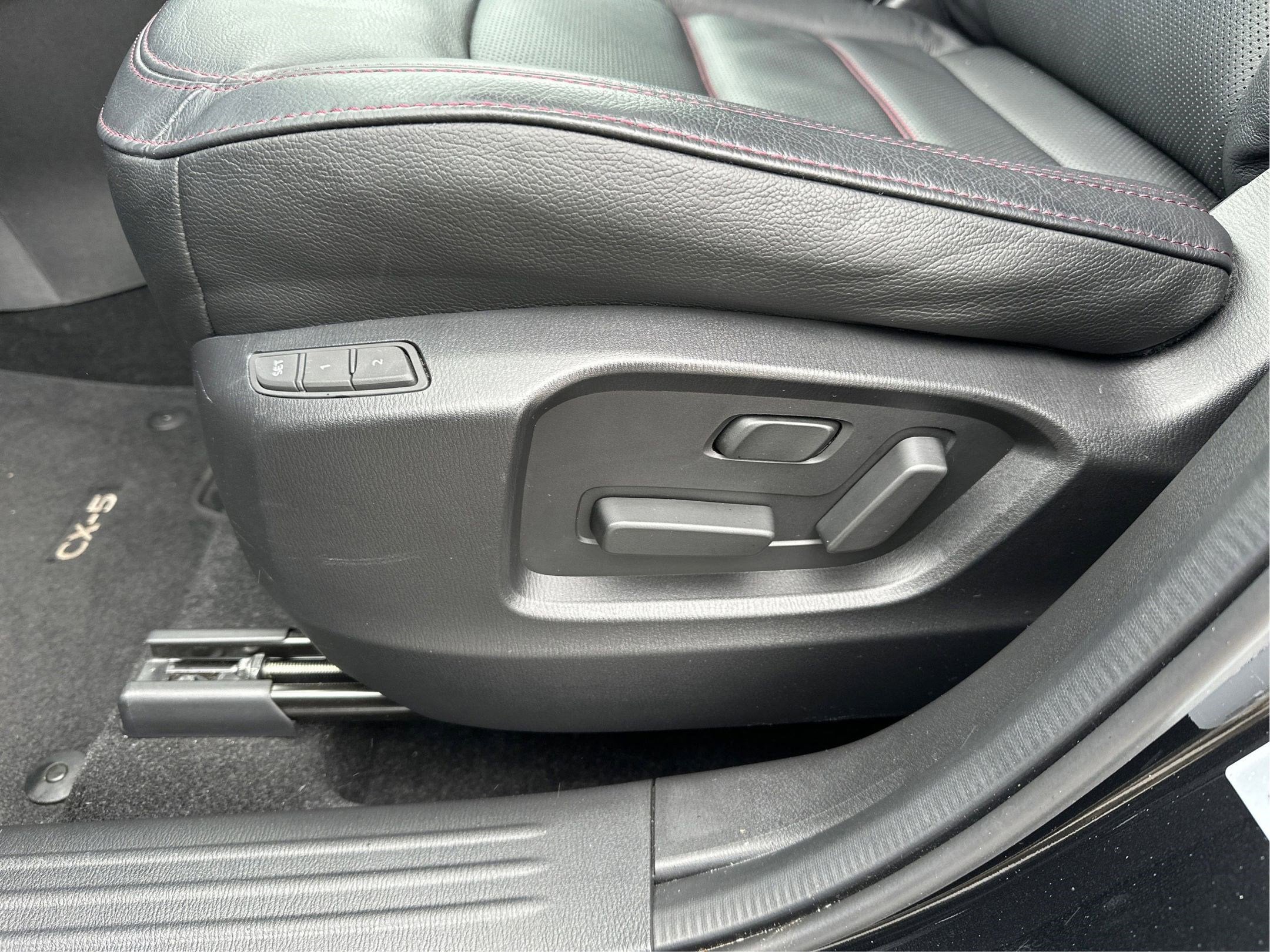 2025 Mazda Mazda CX-5 2.5 S Carbon Edition AWD