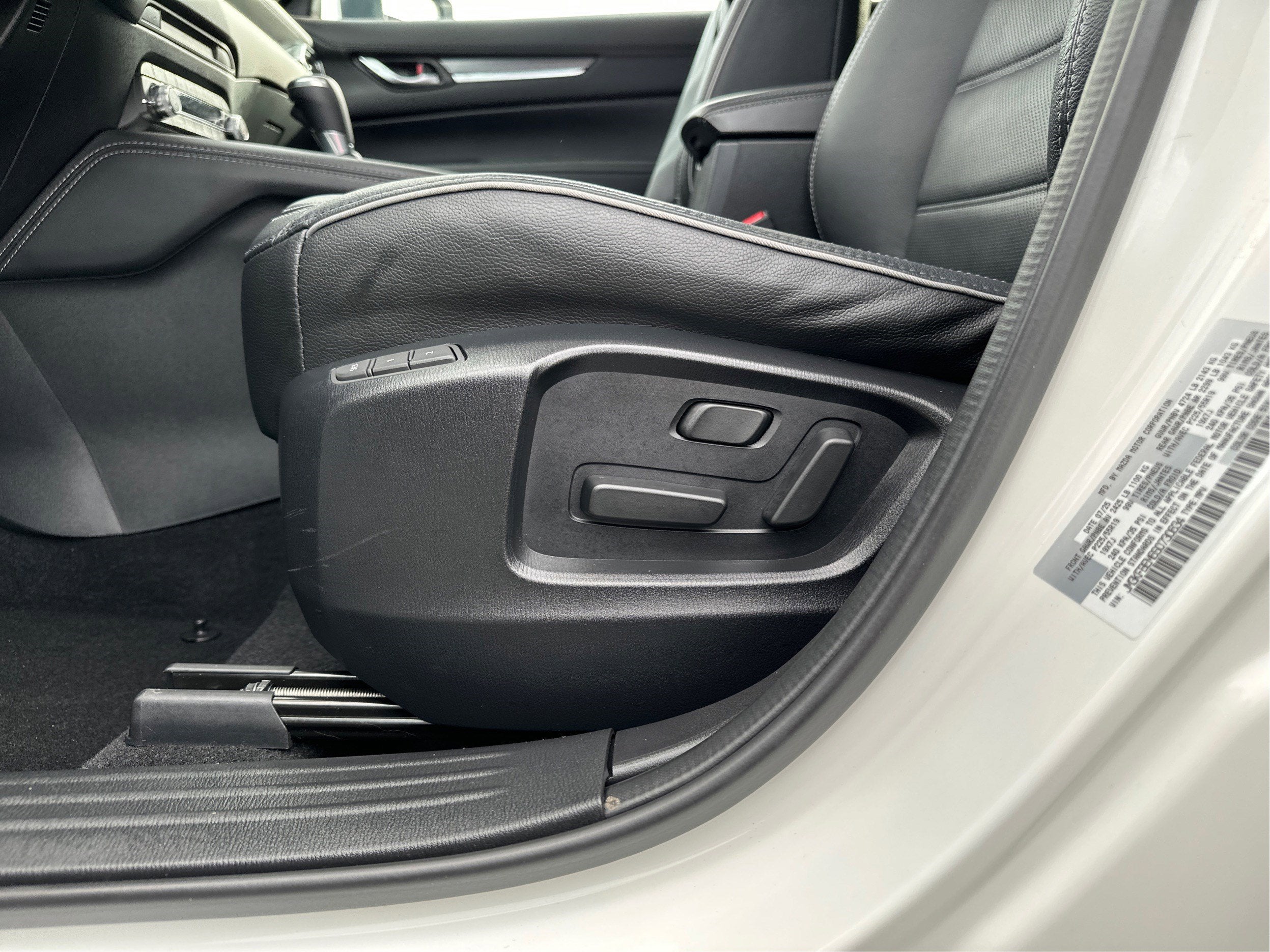 2025 Mazda Mazda CX-5 Premium Plus AWD