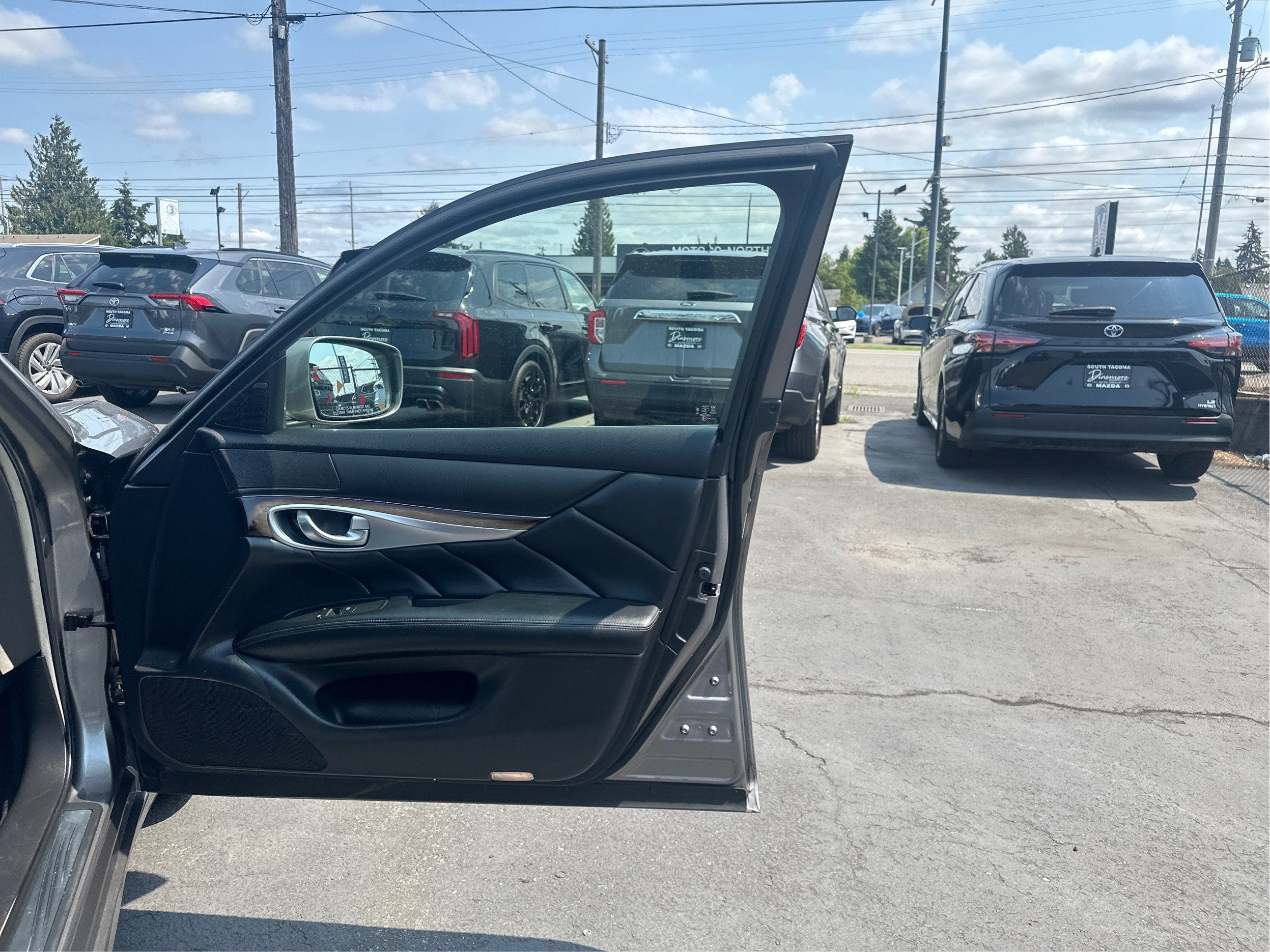 2012 INFINITI M35h Hybrid