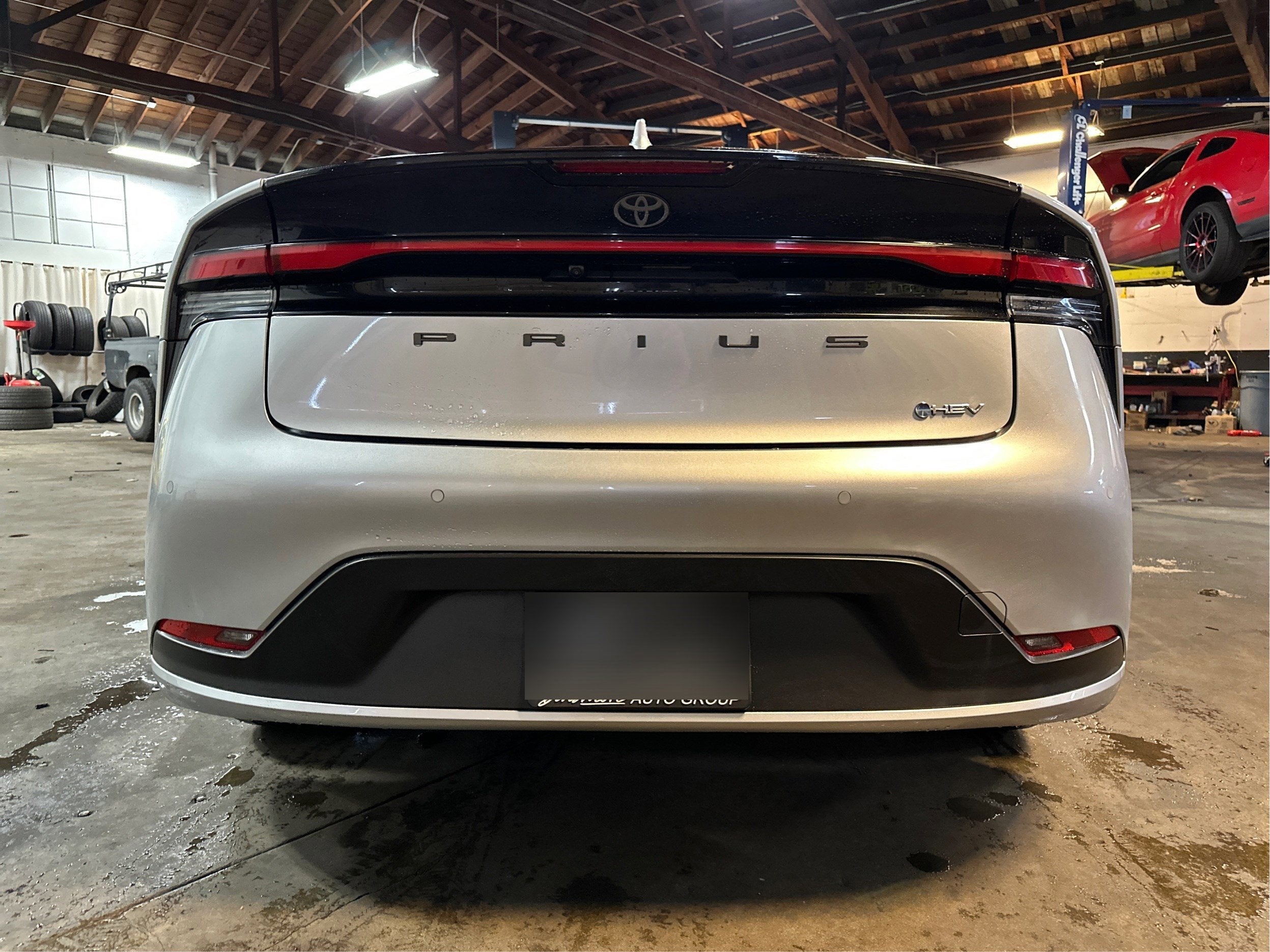 2023 Toyota Prius LE