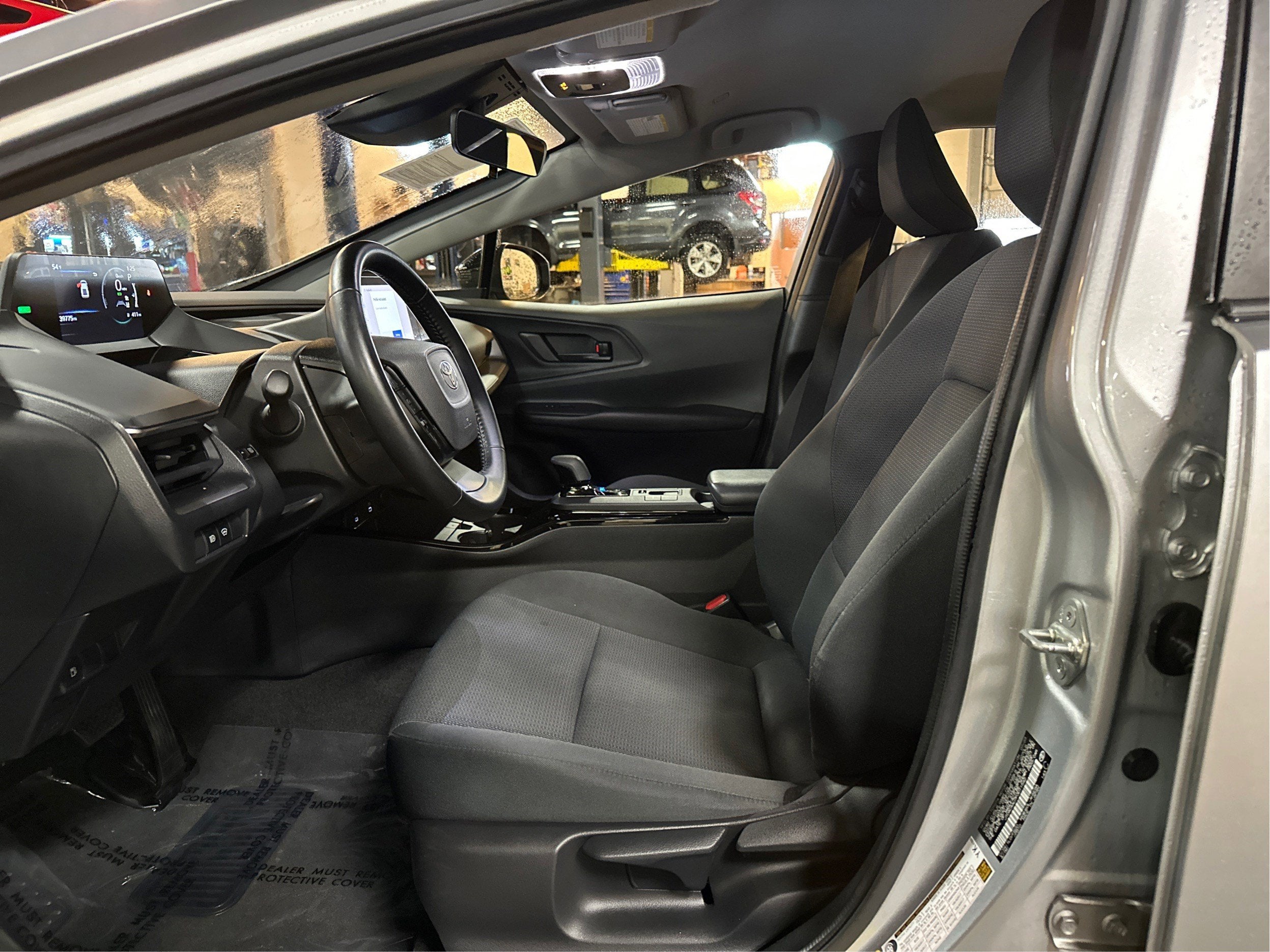2023 Toyota Prius LE