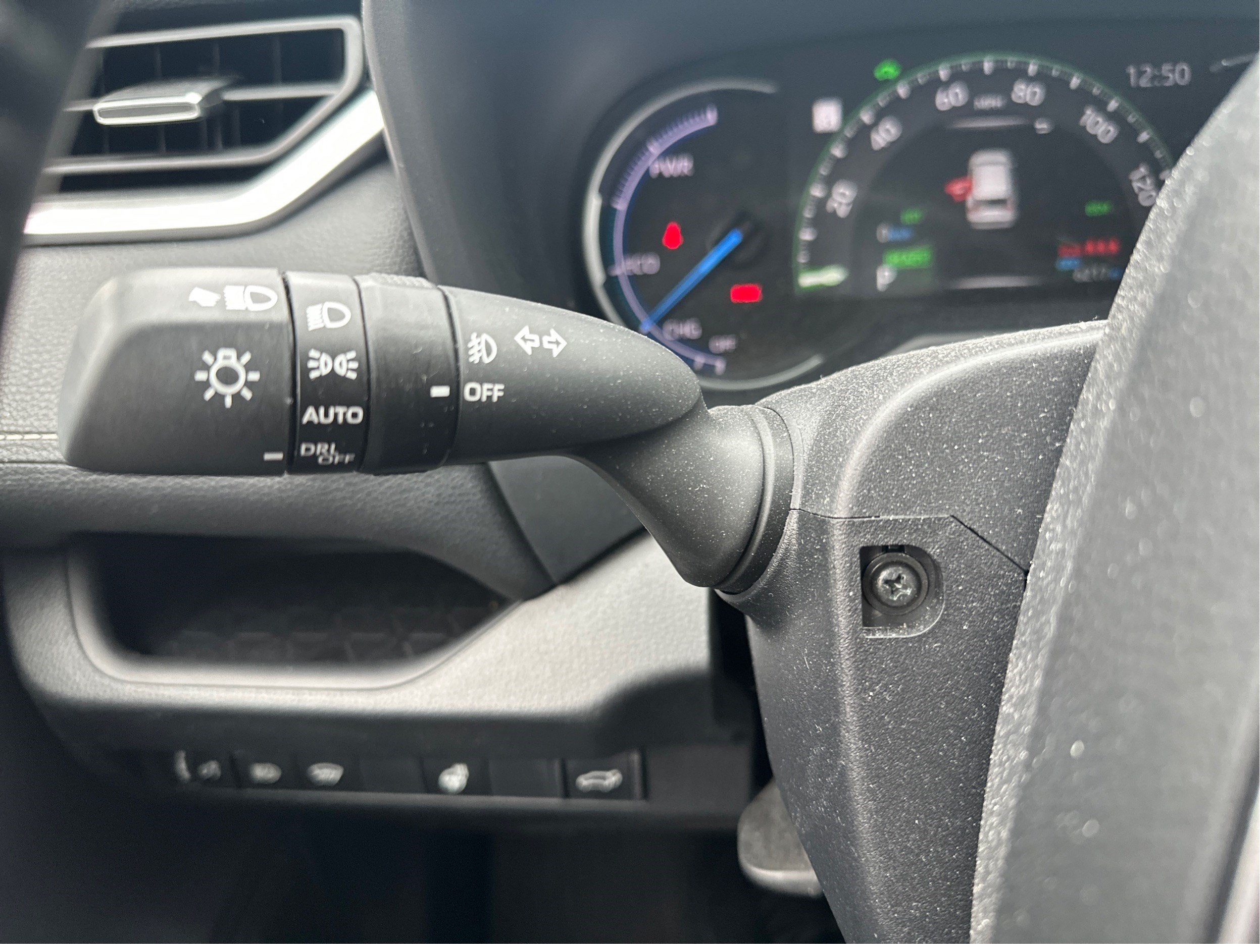 2025 Toyota RAV4 Hybrid XLE Premium