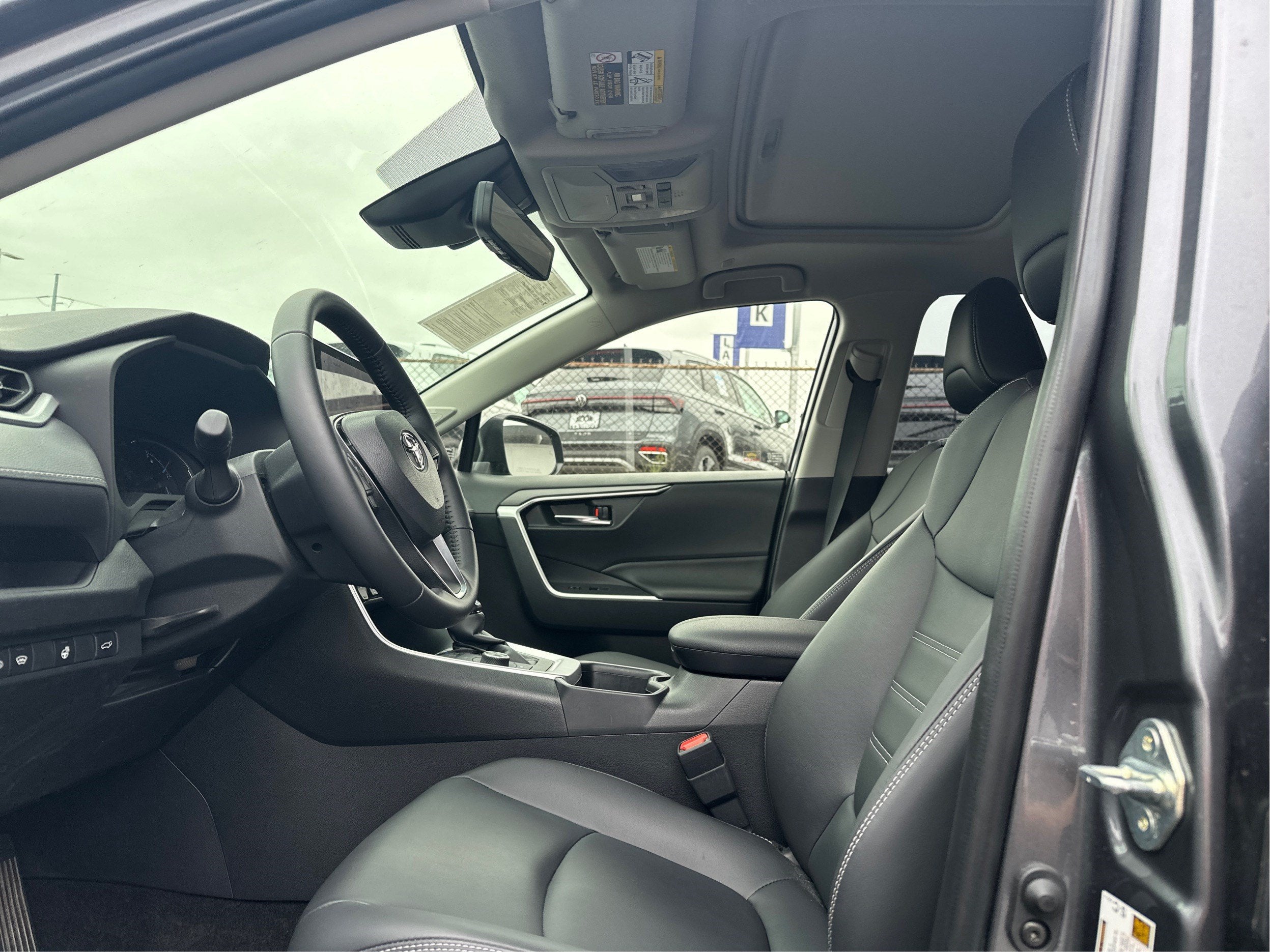 2025 Toyota RAV4 Hybrid XLE Premium