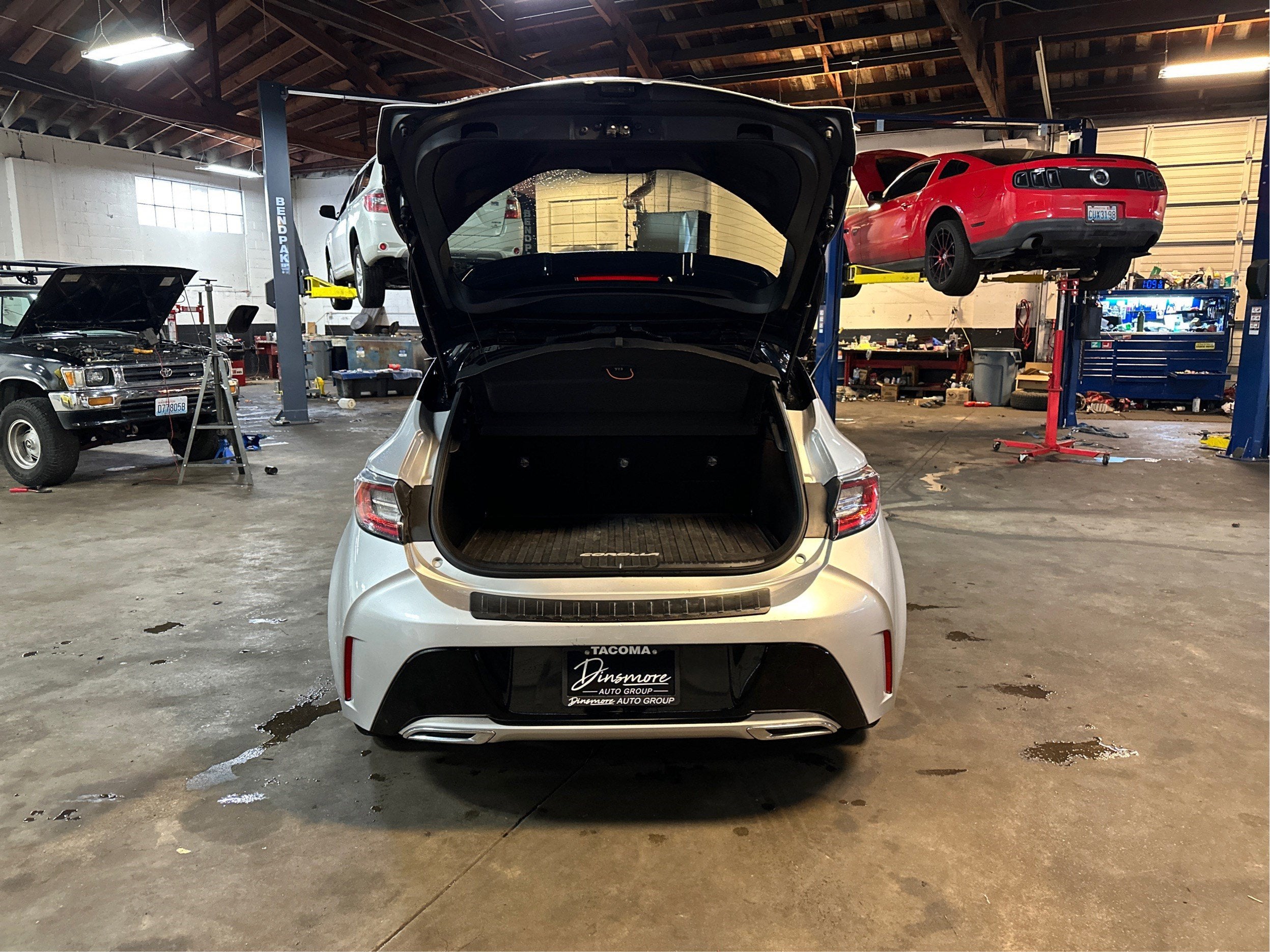 2020 Toyota Corolla Hatchback SE Manual