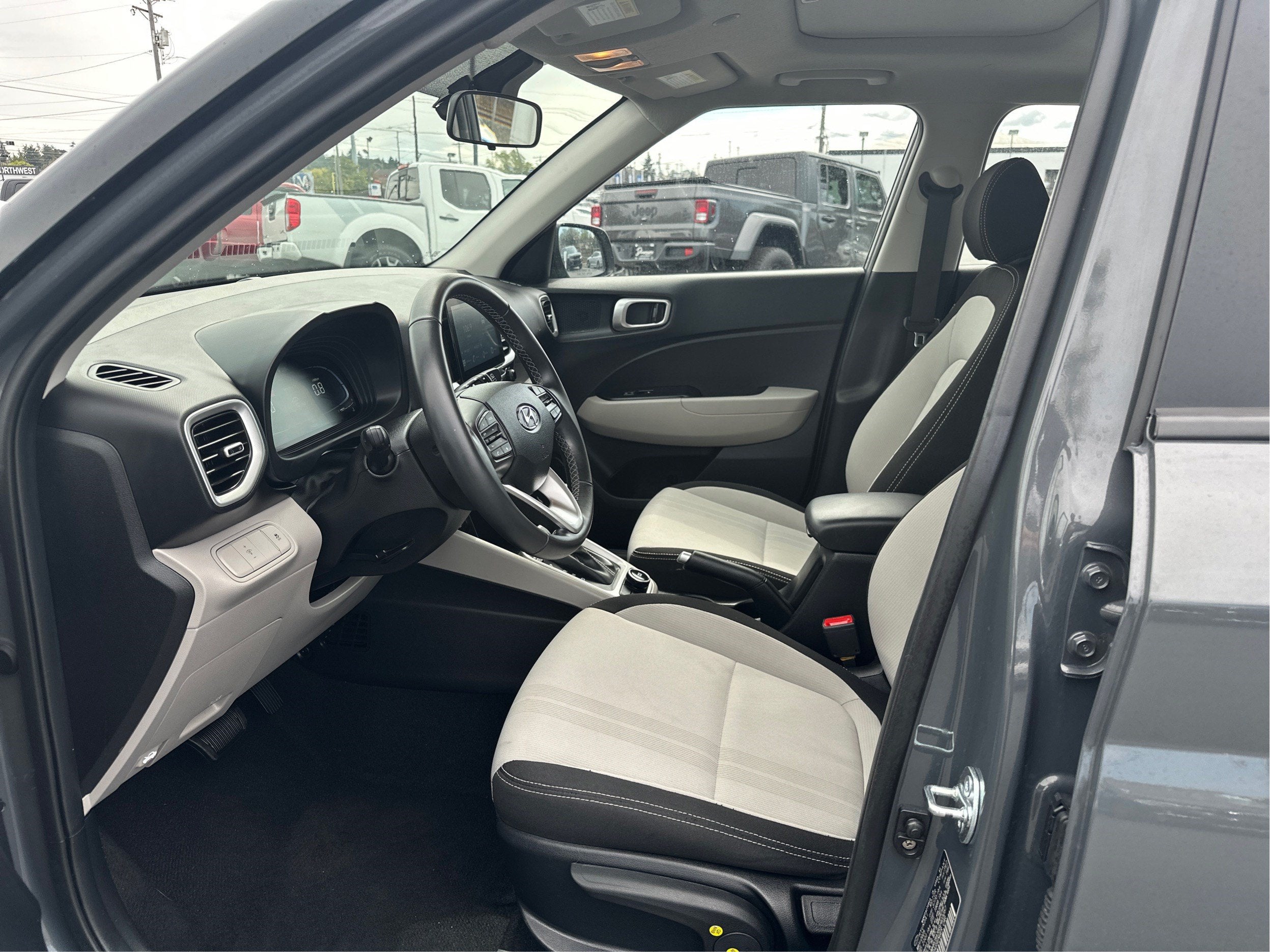2025 Hyundai Venue SEL