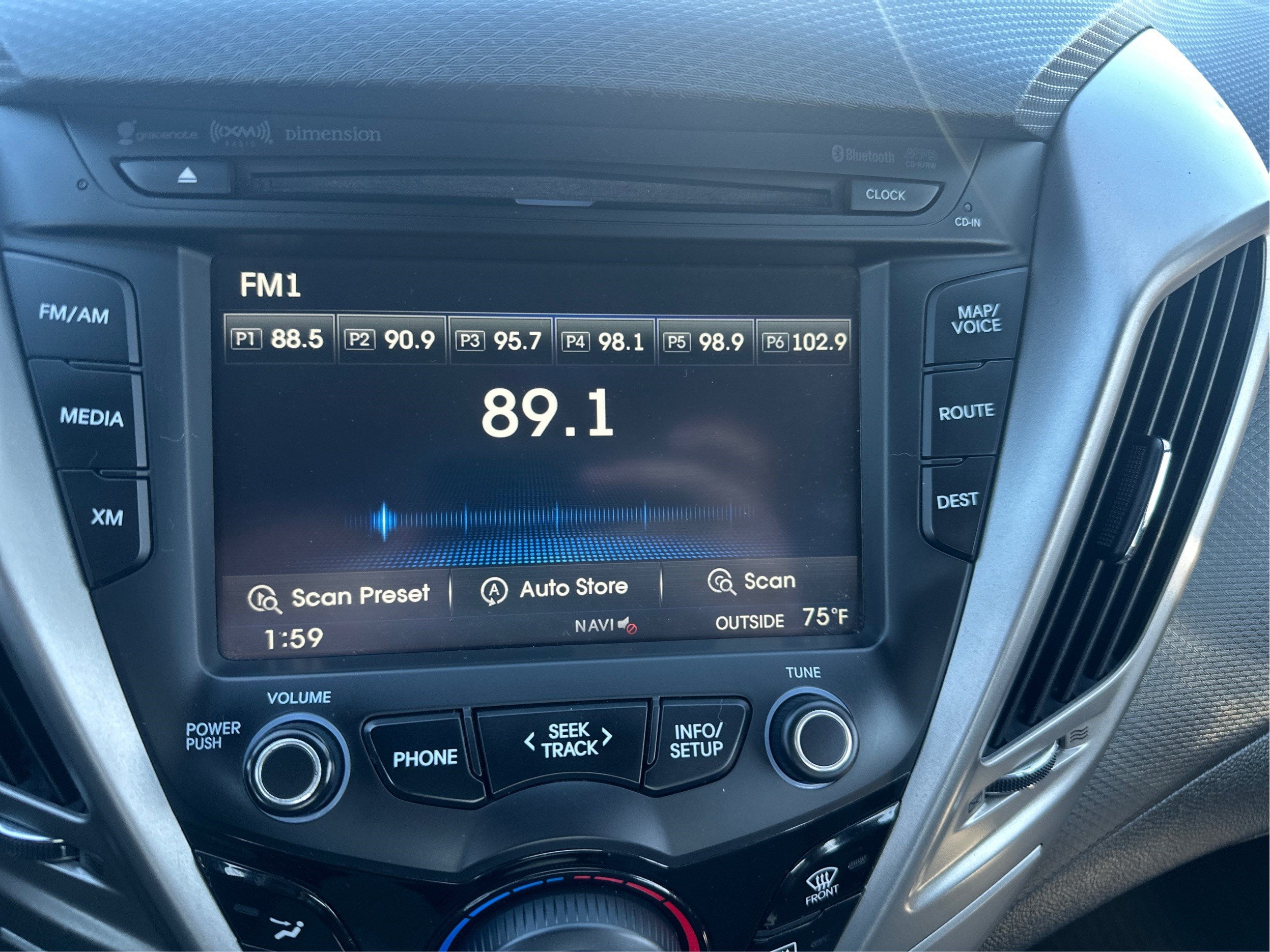 2013 Hyundai Veloster w/Gray Int