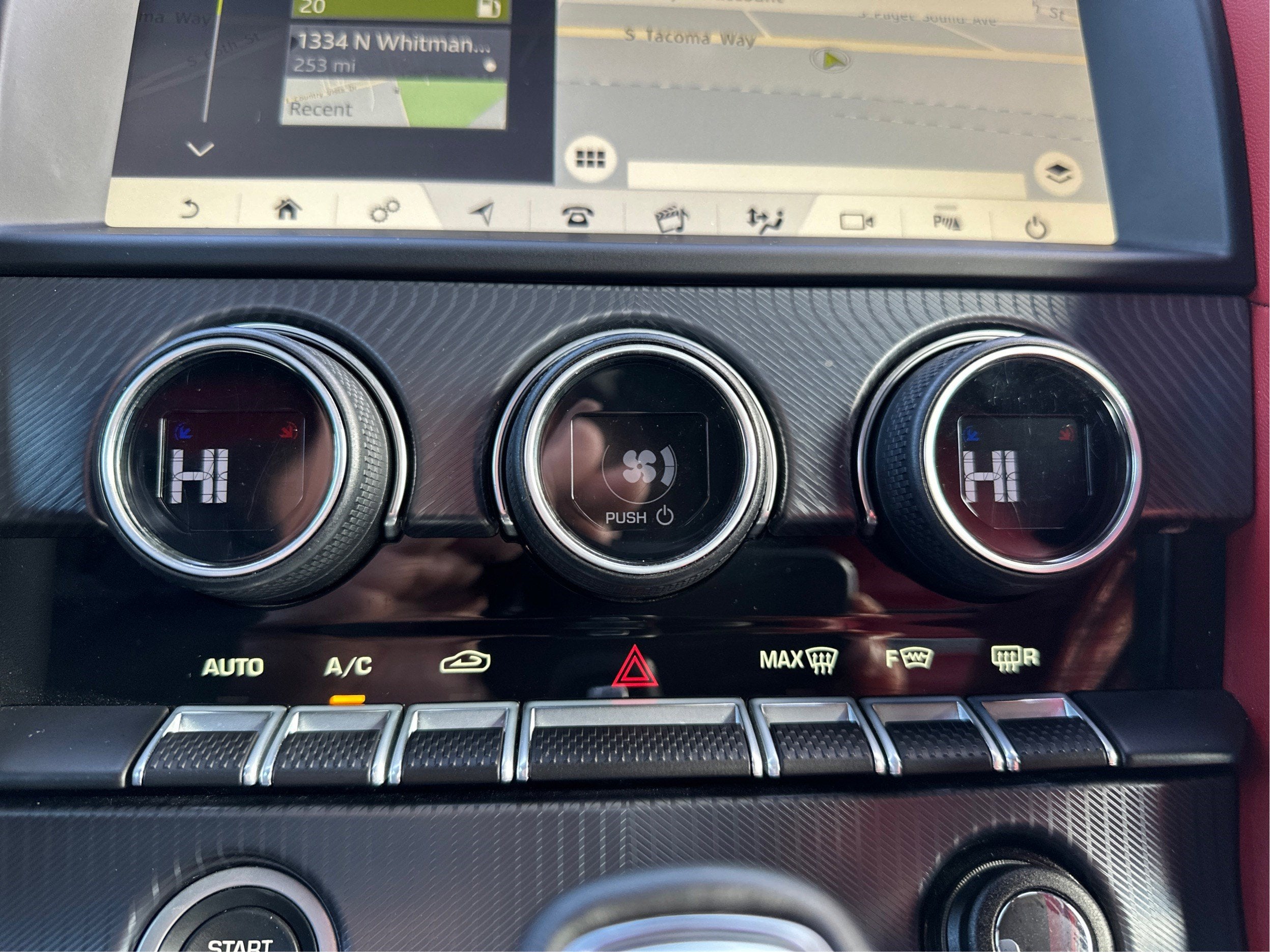 2020 Jaguar F-TYPE R-Dynamic