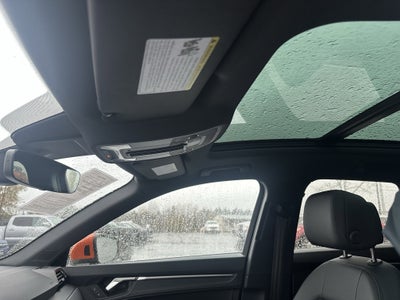 2023 Audi Q3 S line Premium