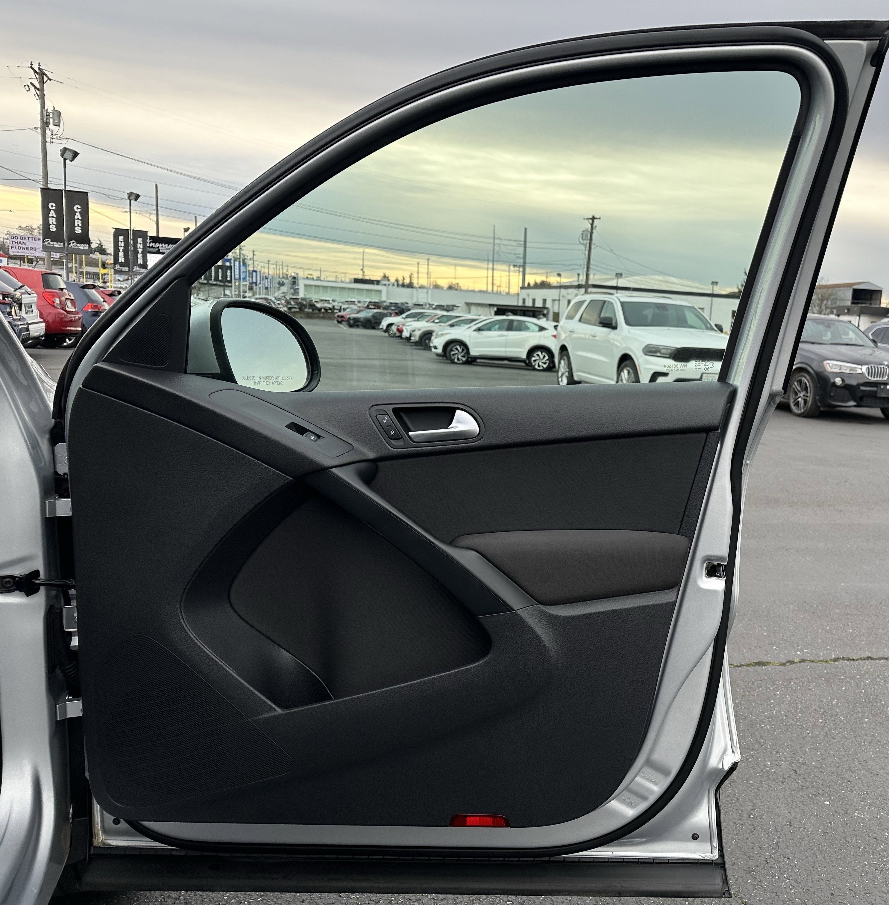 2017 Volkswagen Tiguan S